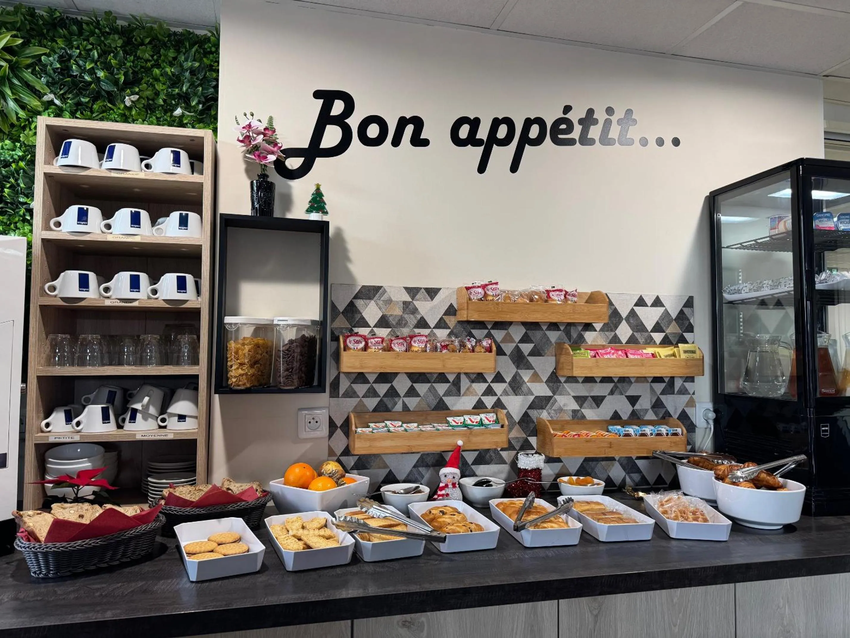 Restaurant/places to eat in FastHotel Montpellier Ouest - Un Hôtel FH Classic