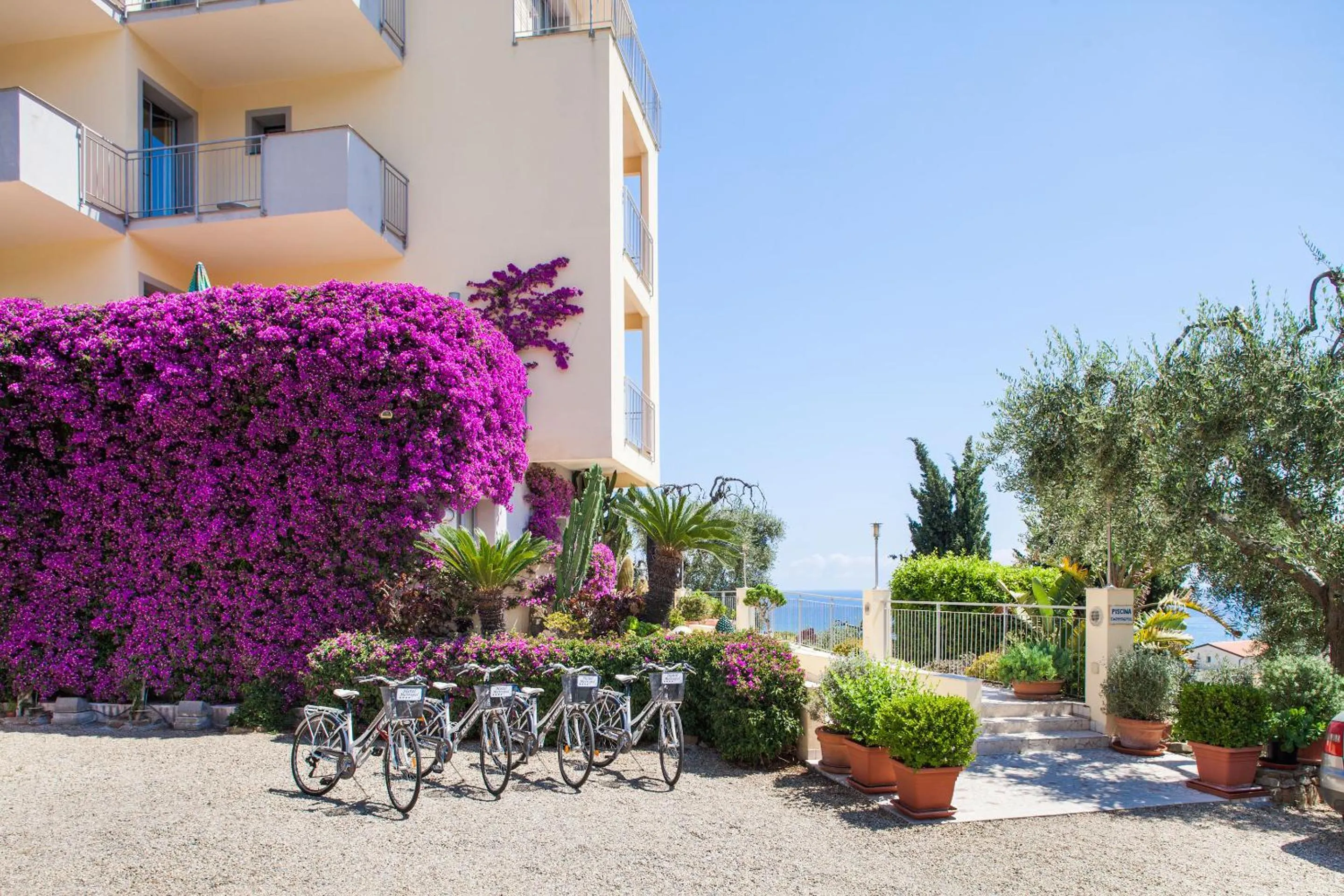 Facade/entrance in Hotel Metropol