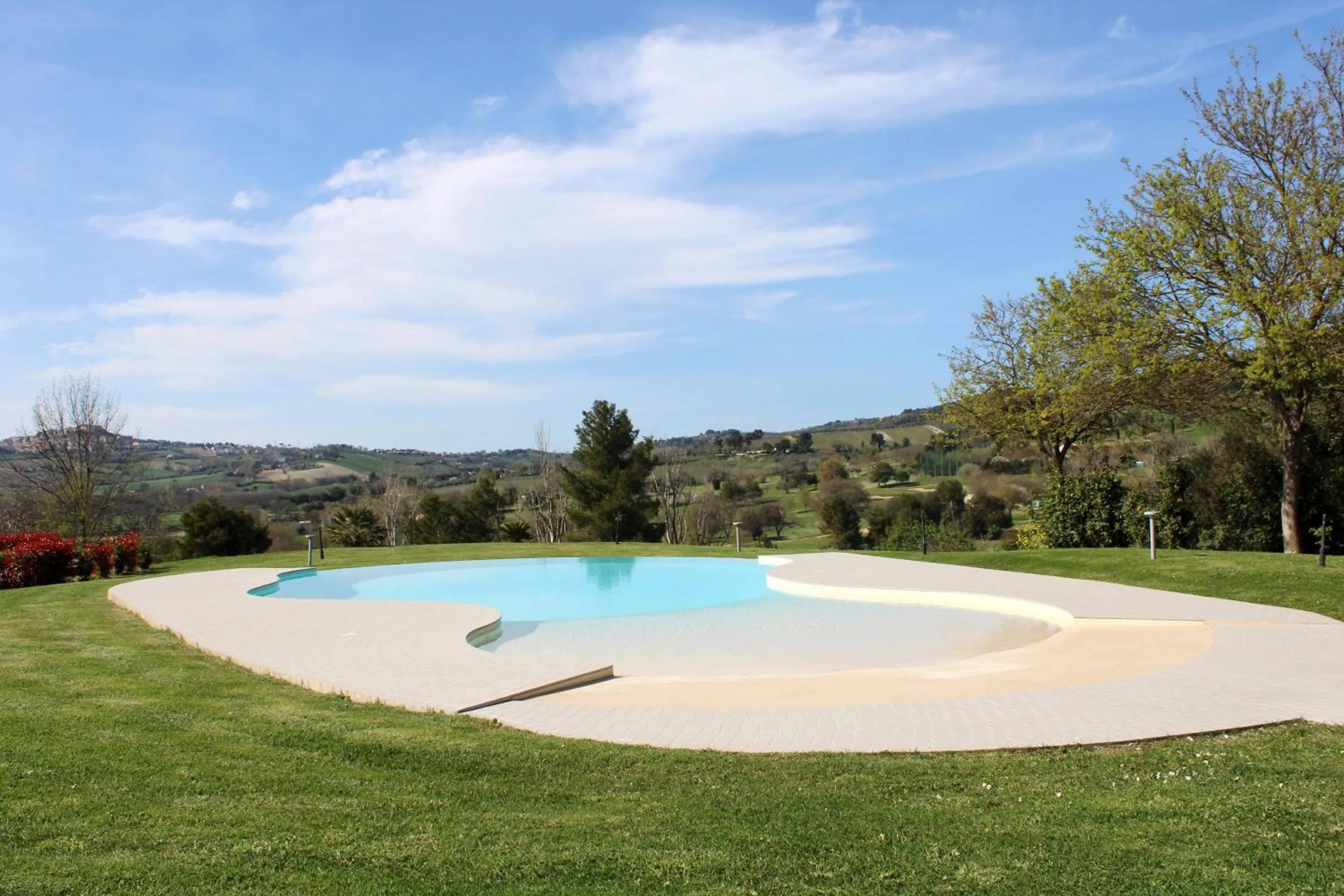 Swimming pool in Agromarino