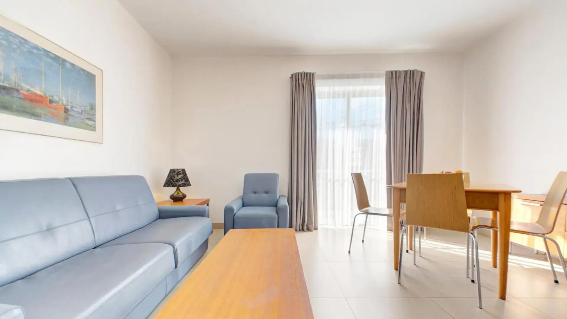 One-Bedroom Apartment in AX Sunny Coast Resort & Spa One-Bedroom Apartment in AX Sunny Coast Resort & Spa