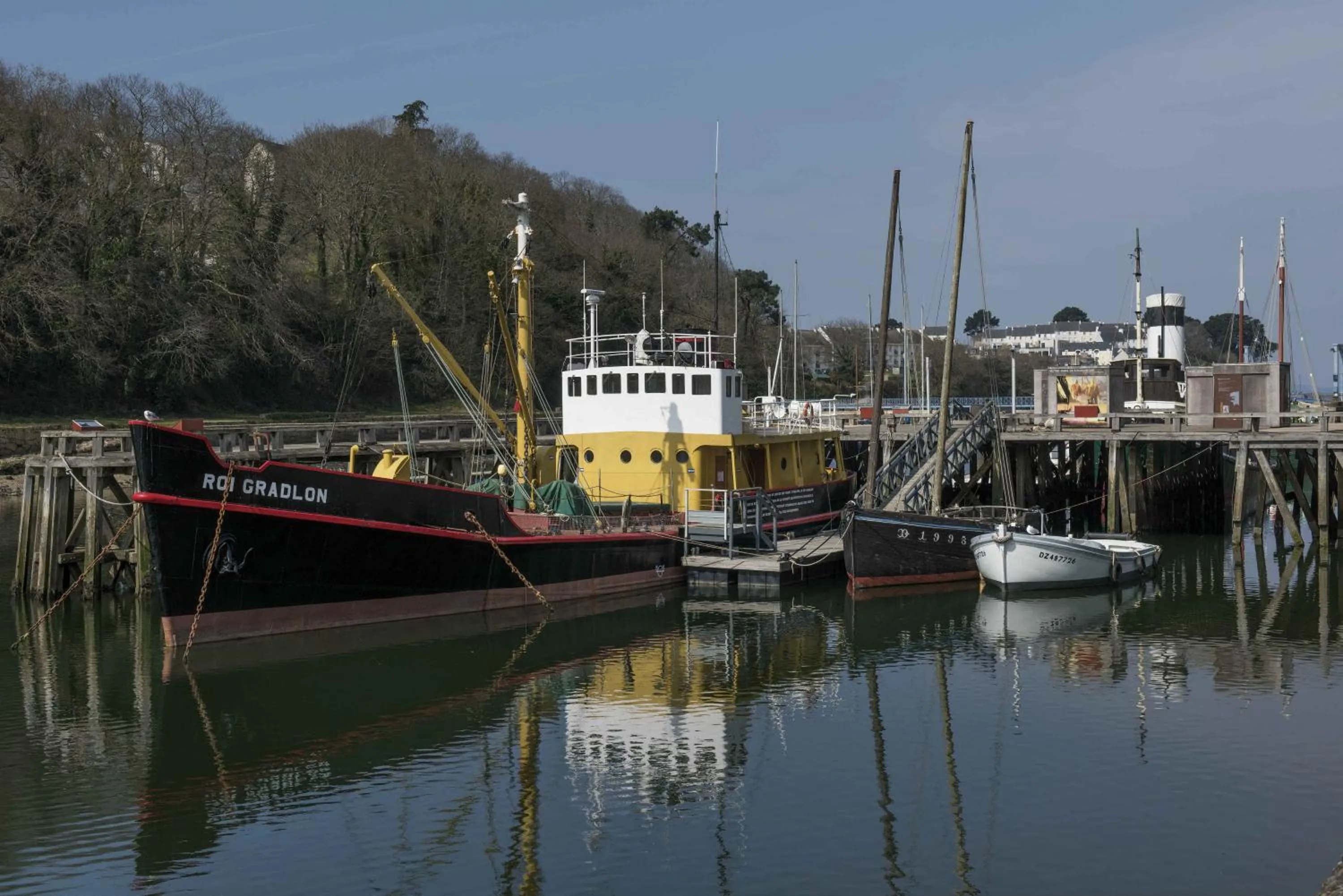 Nearby landmark in Domitys Les Gréements d'Or - résidence séniors