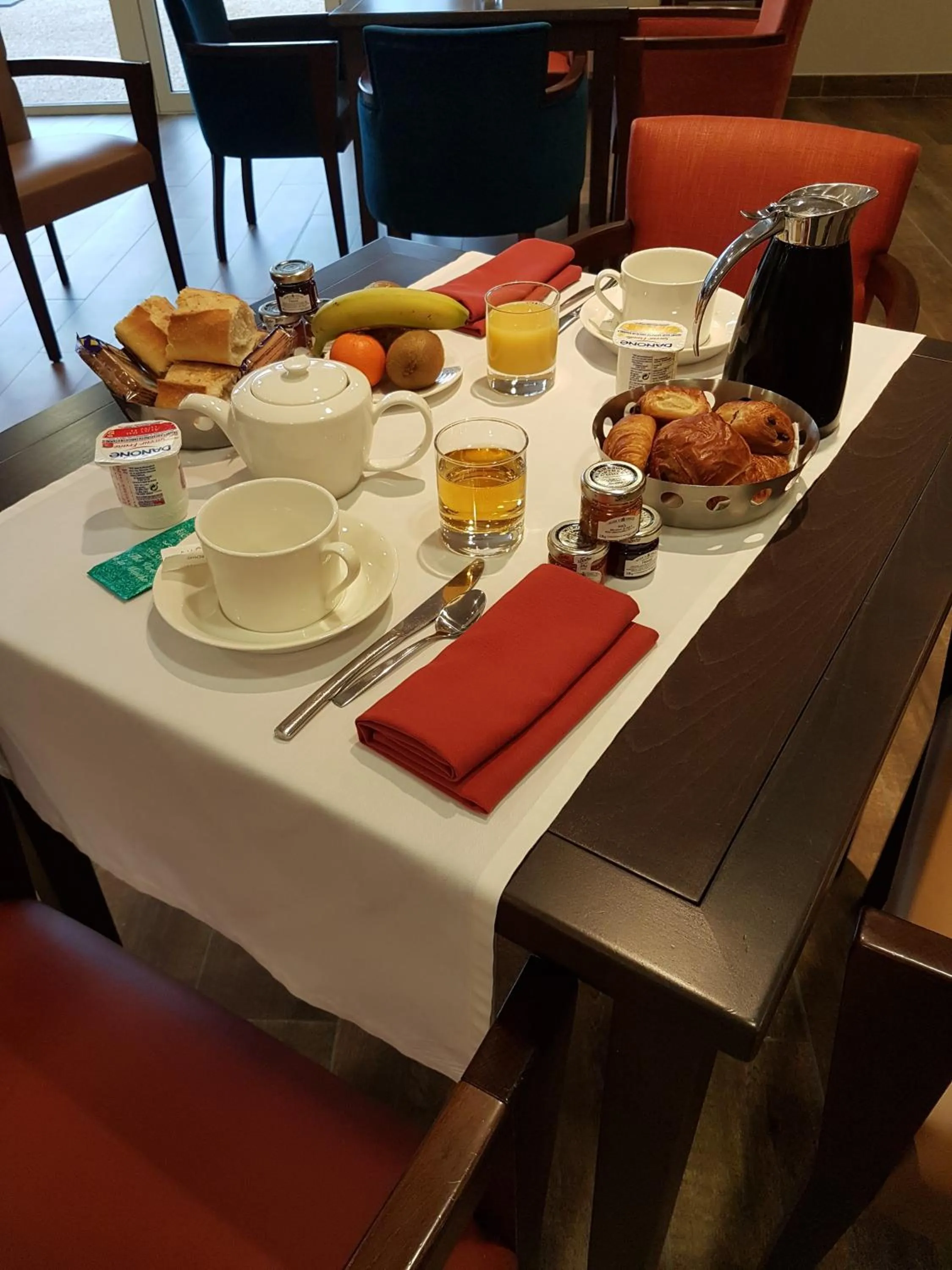 Breakfast in Domitys Les Gréements d'Or - résidence séniors