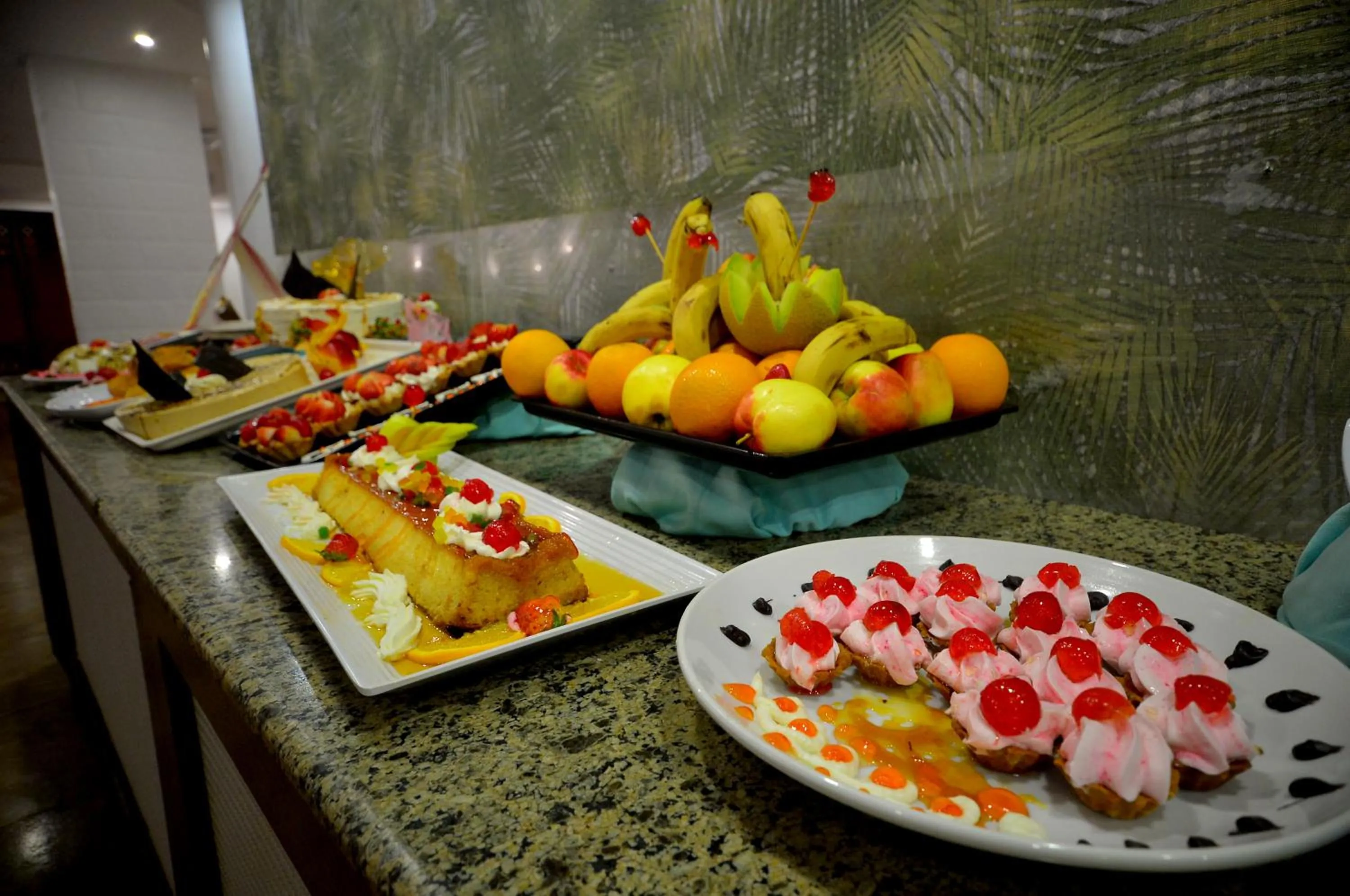 Restaurant/places to eat in Falcon Naama Star Hotel