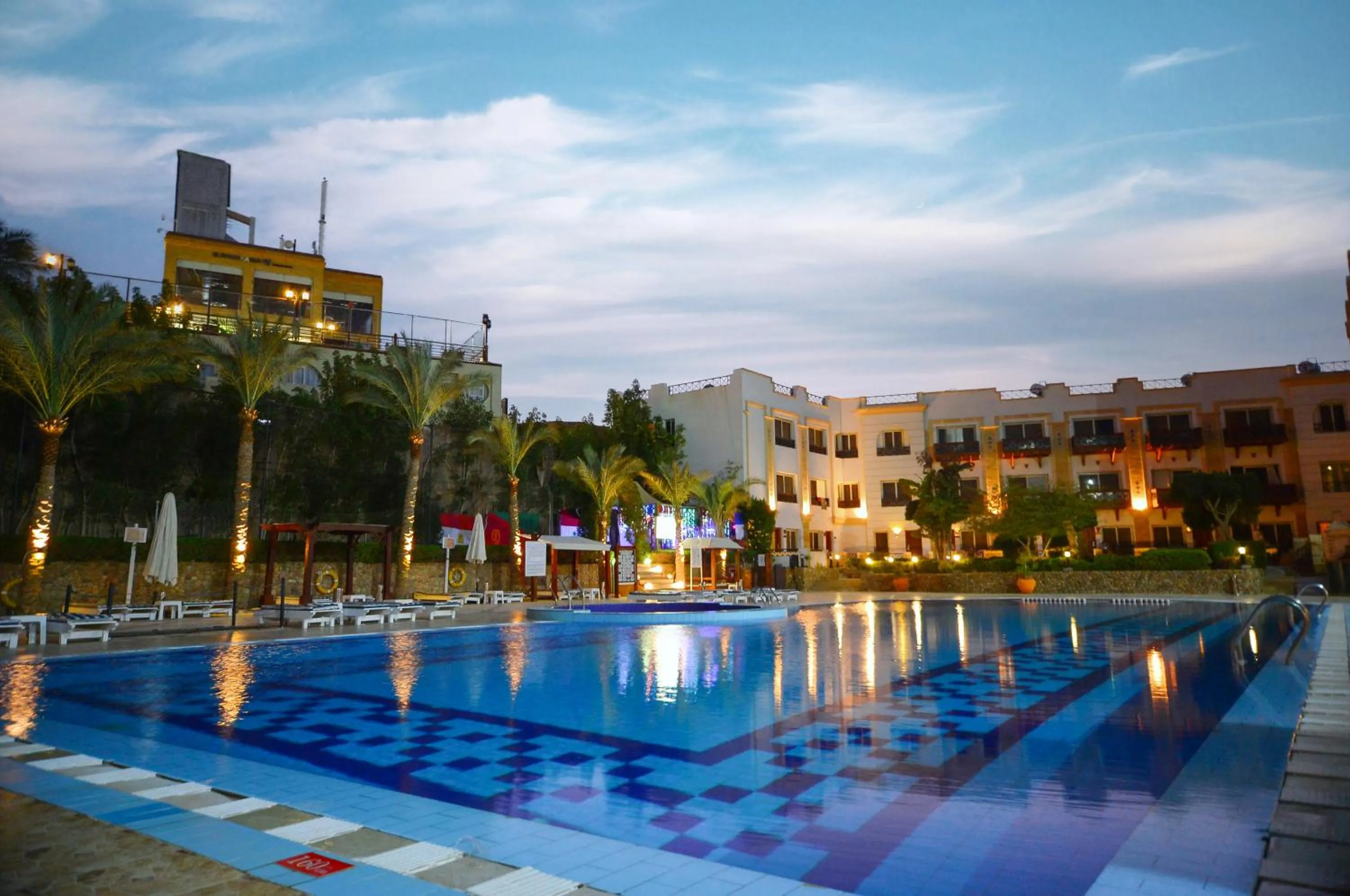 Swimming pool in Falcon Naama Star Hotel