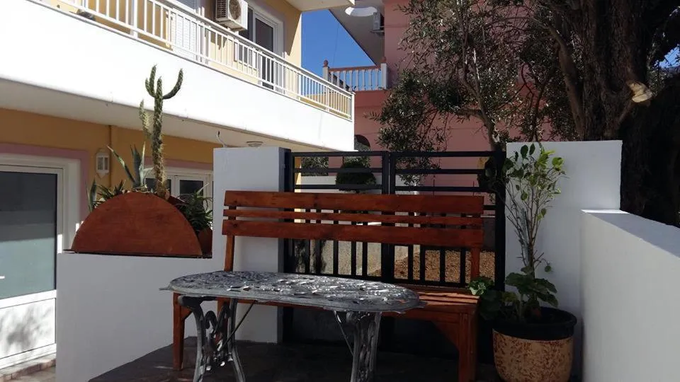 Pantheon Deluxe Apartments