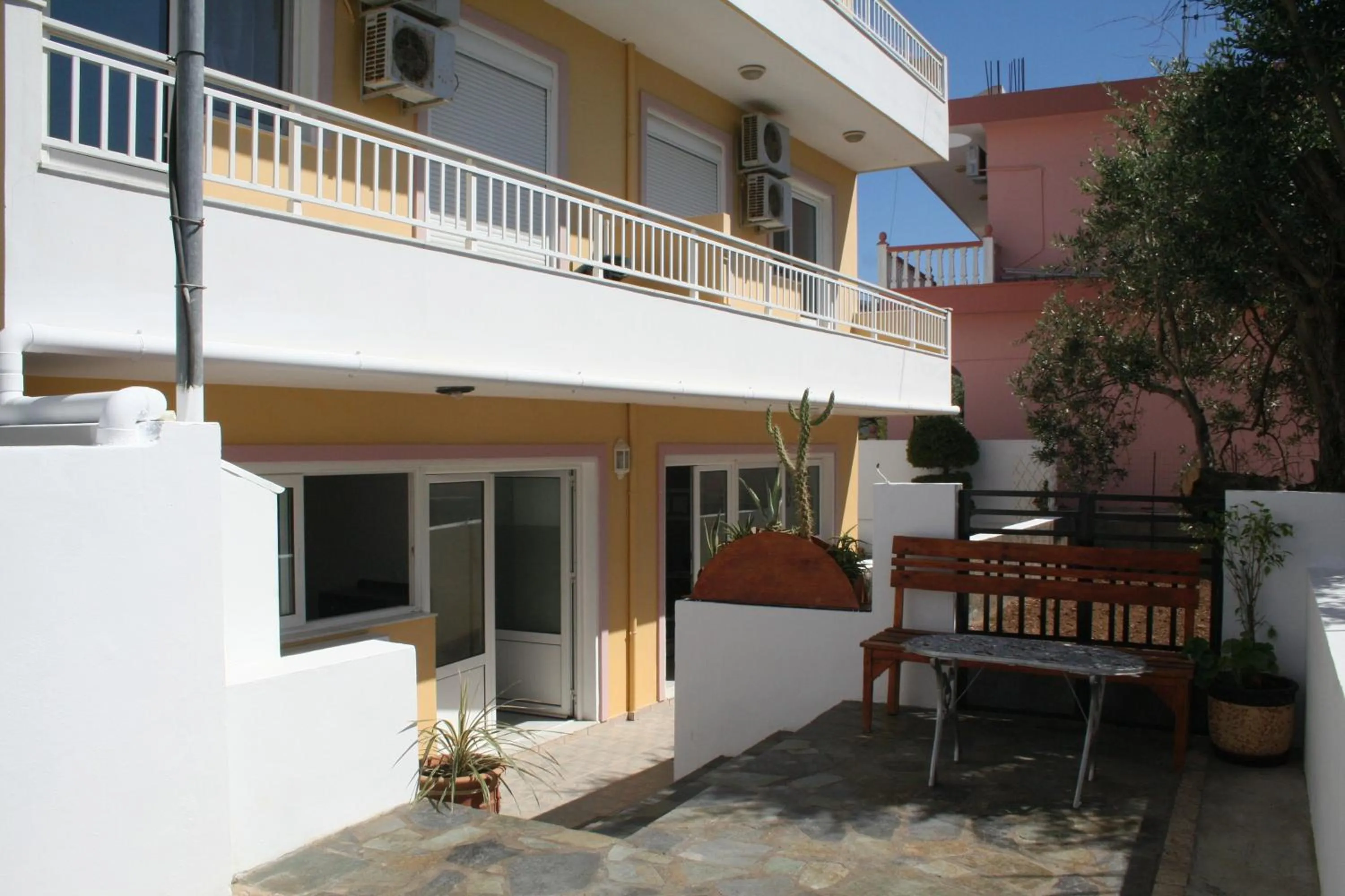 Property building in Pantheon Deluxe Apartments