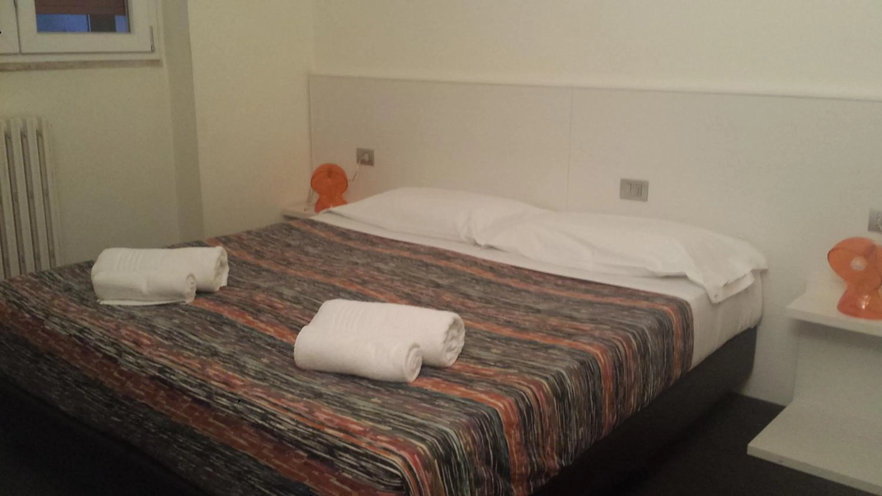 Bed in Hotel Firenze