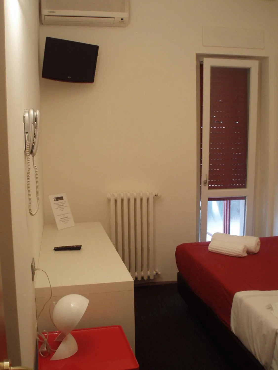 TV and multimedia, Bed in Hotel Firenze