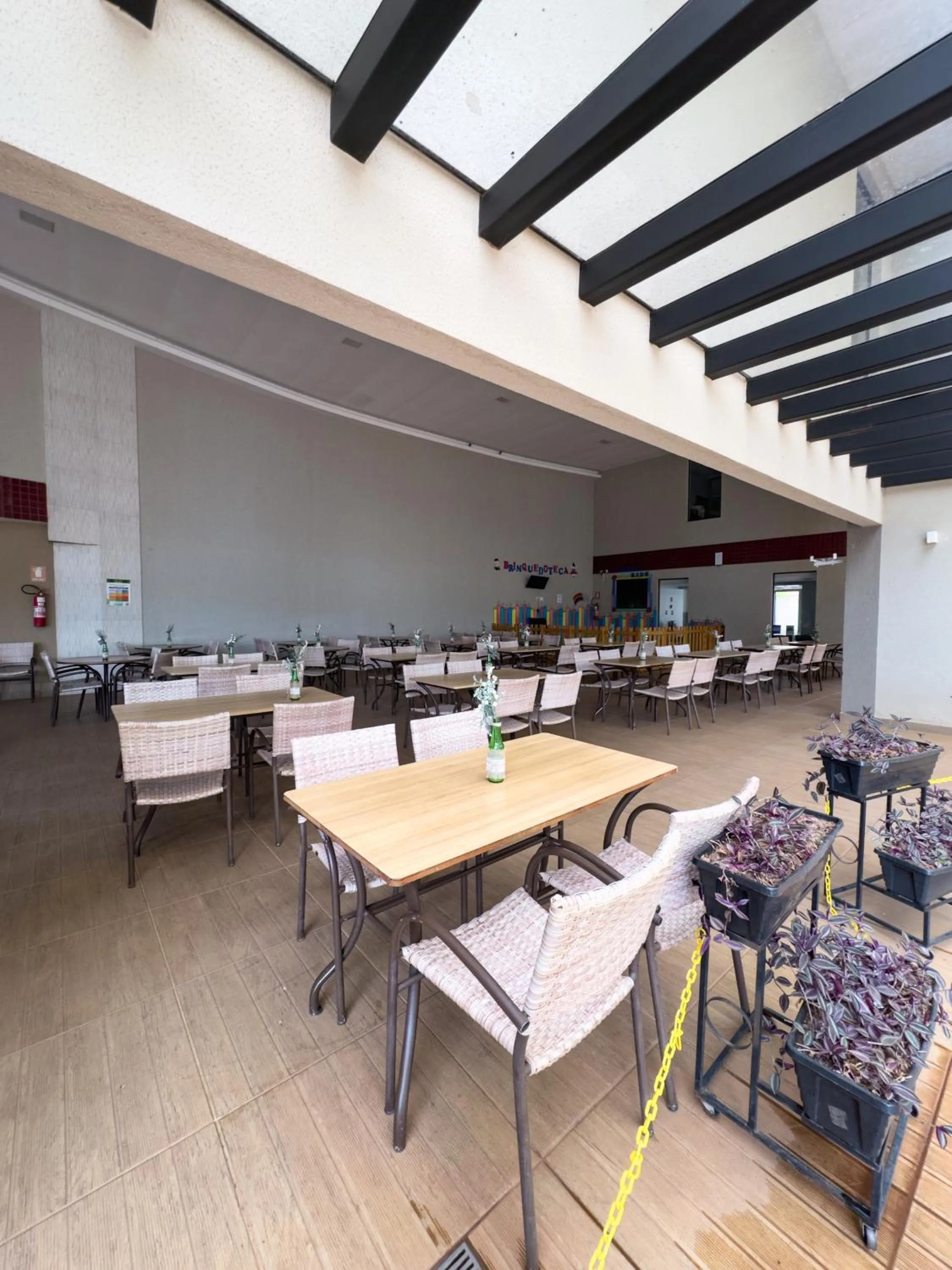 Restaurant/places to eat in Marina Flat - OFICIAL