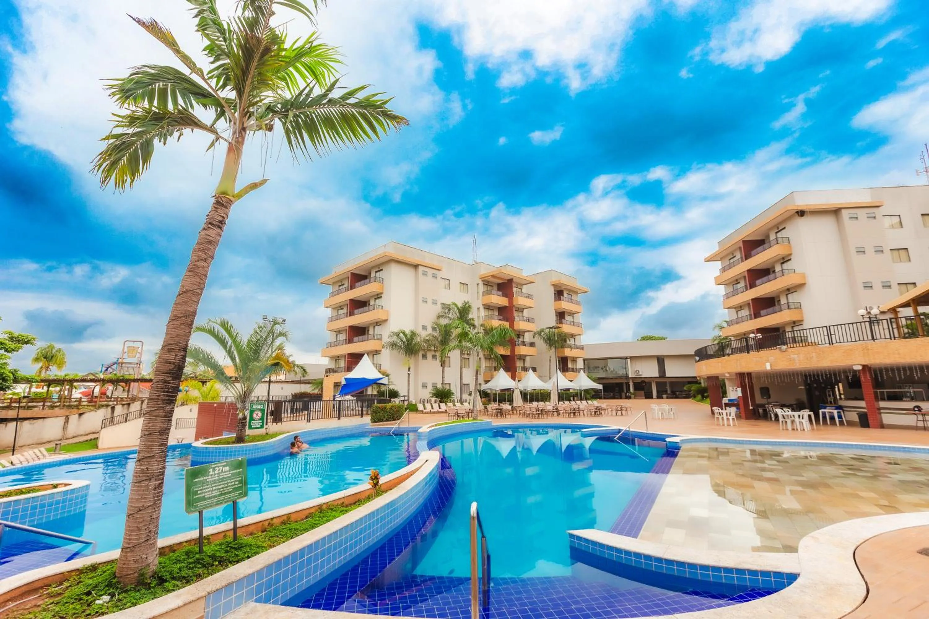 Property building in Marina Flat - OFICIAL