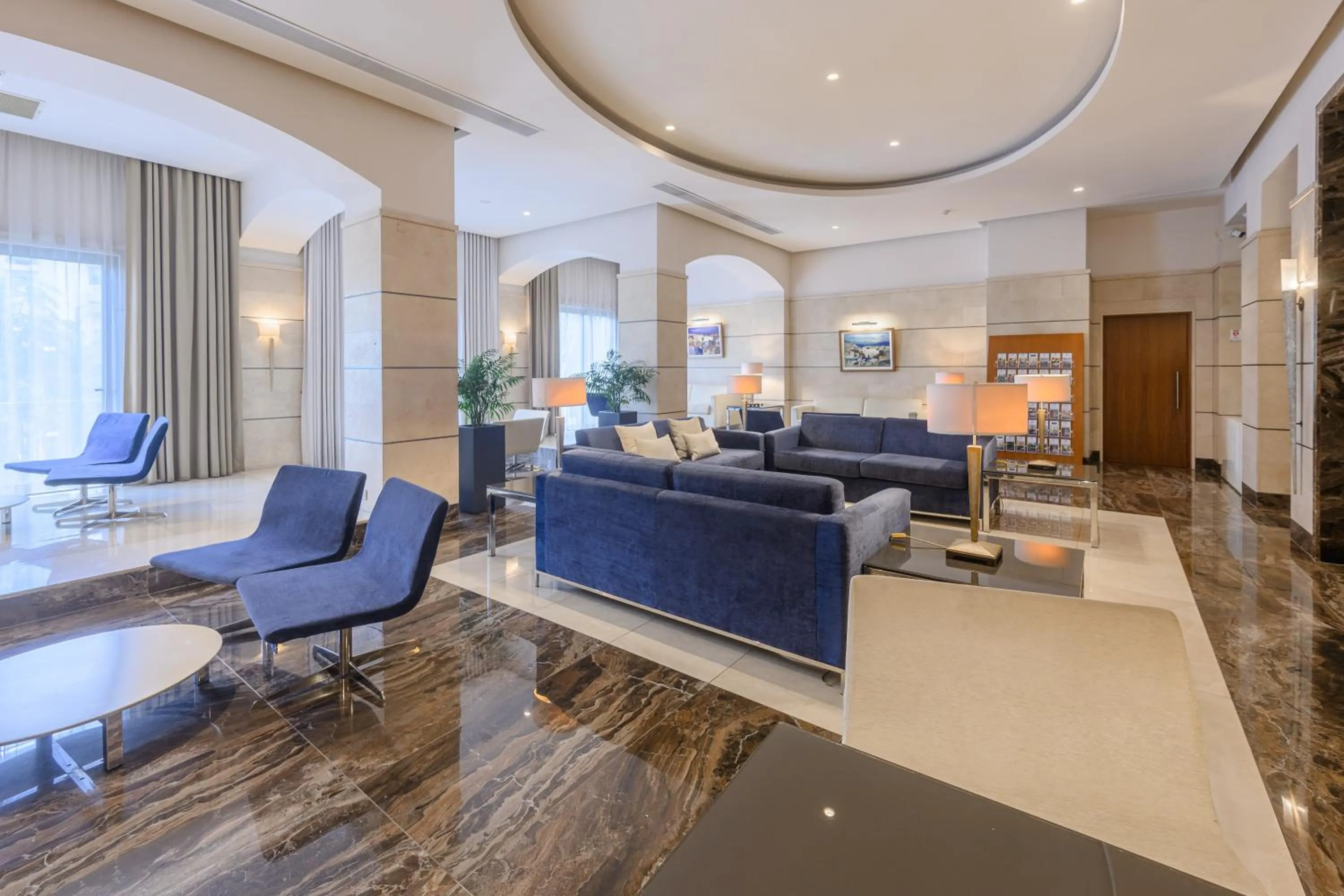 Seating area in Maritim Antonine Hotel & Spa