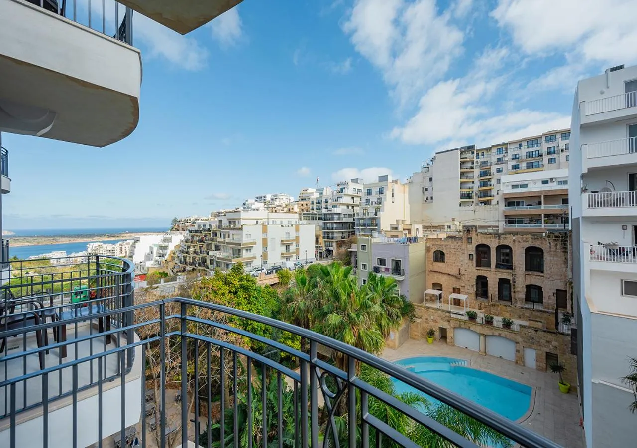 Maritim Antonine Hotel & Spa