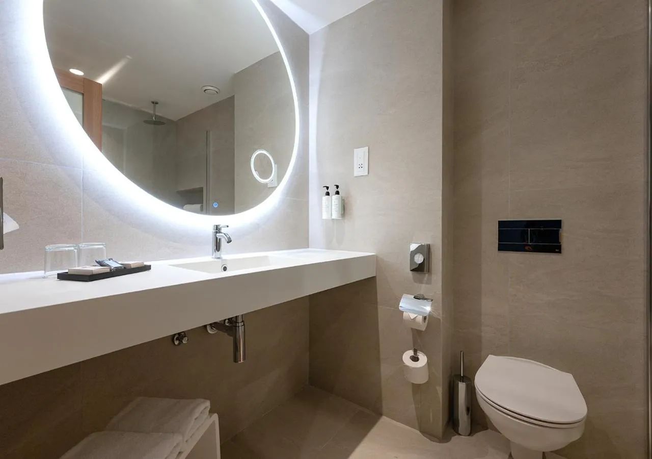 Maritim Antonine Hotel & Spa