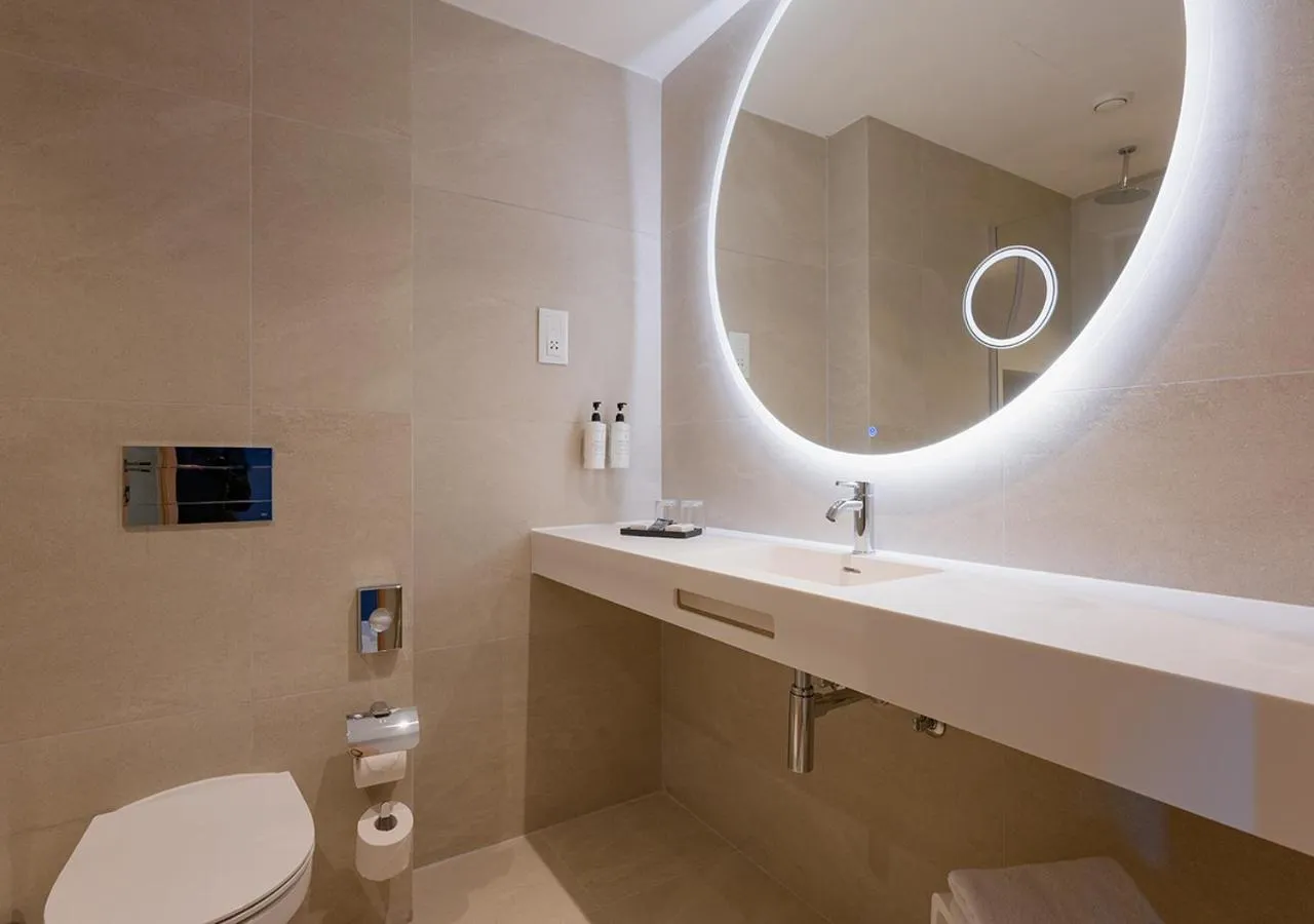 Maritim Antonine Hotel & Spa