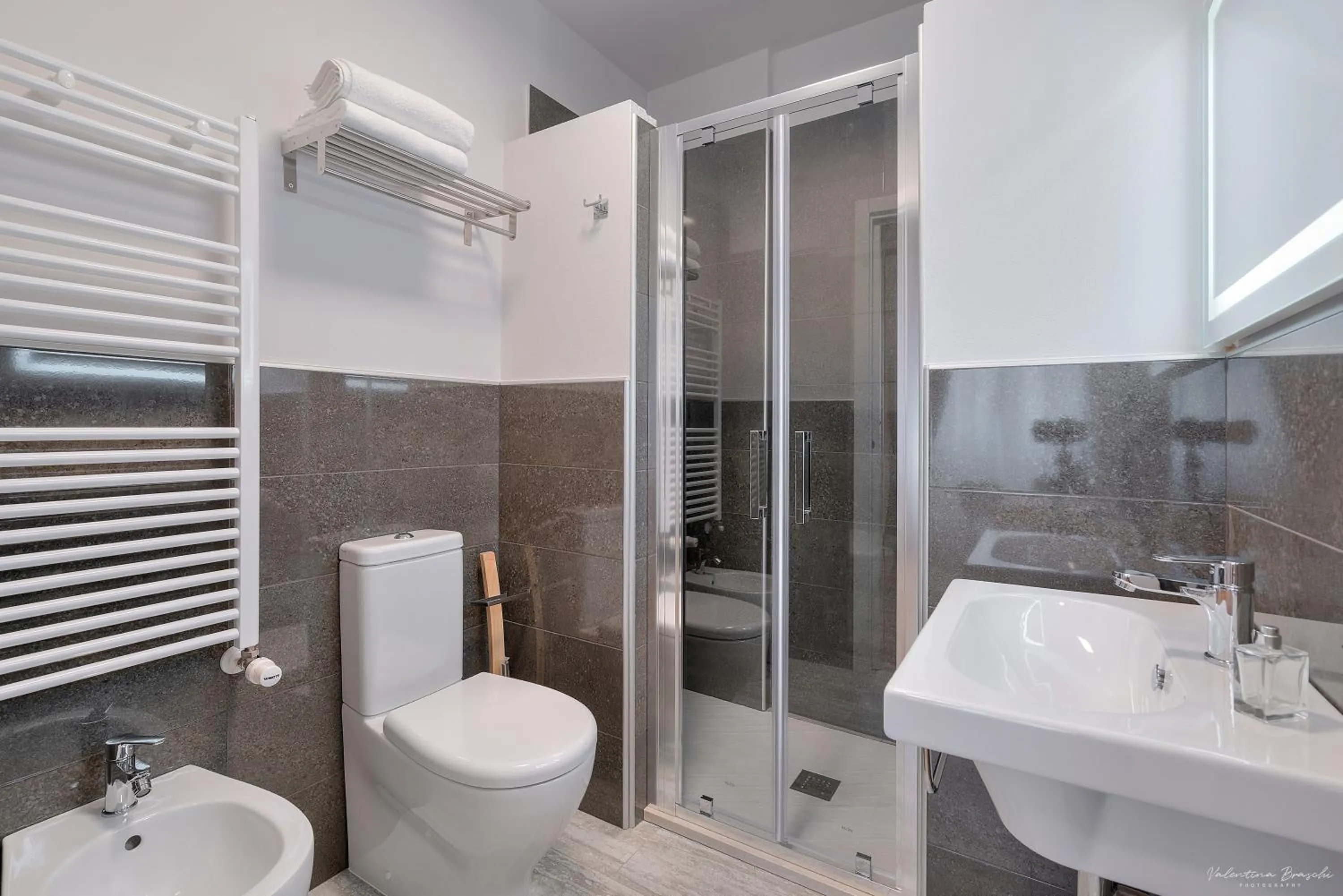 Bathroom in Hotel Cosmos