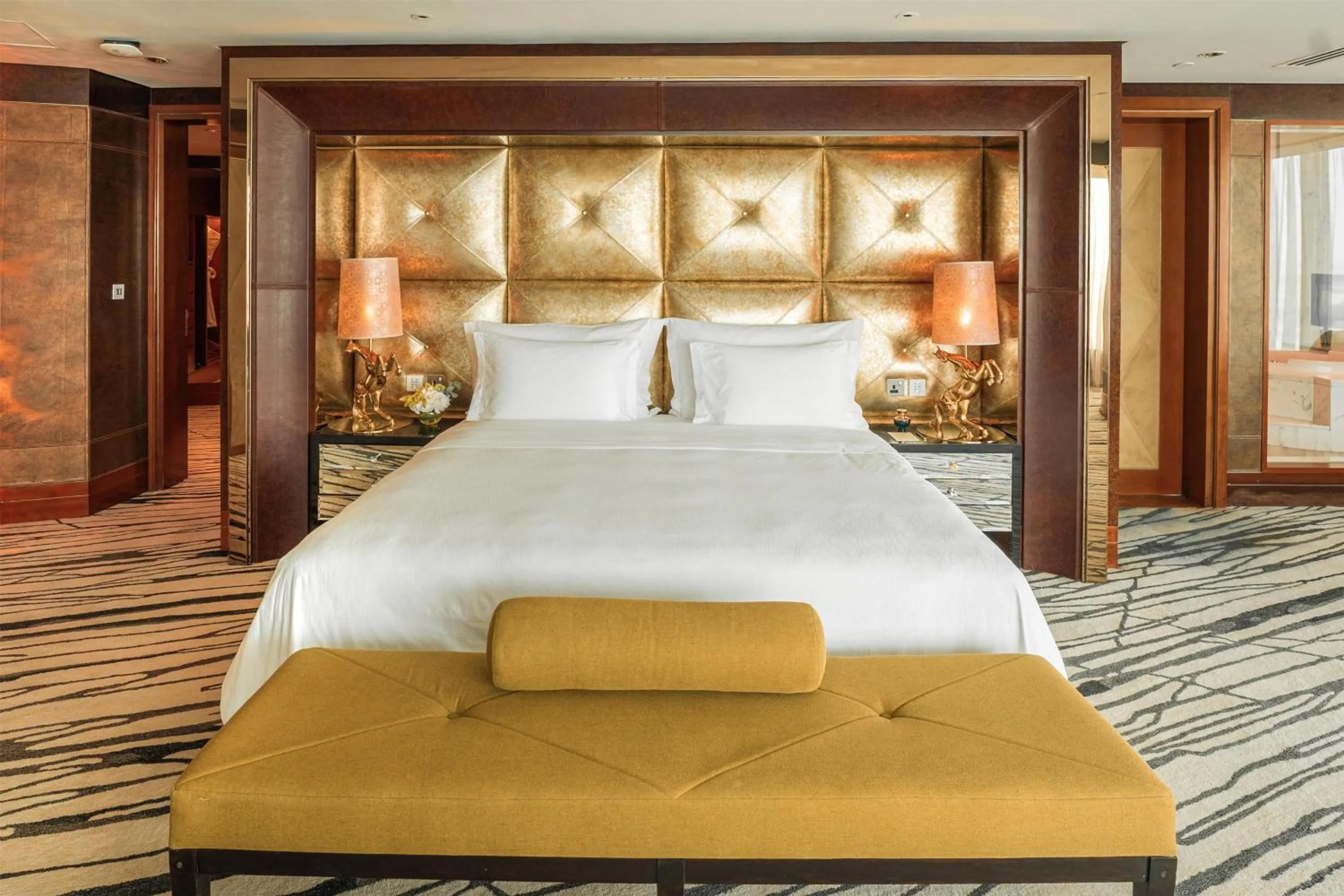 Bedroom, Bed in The Meydan Hotel Dubai