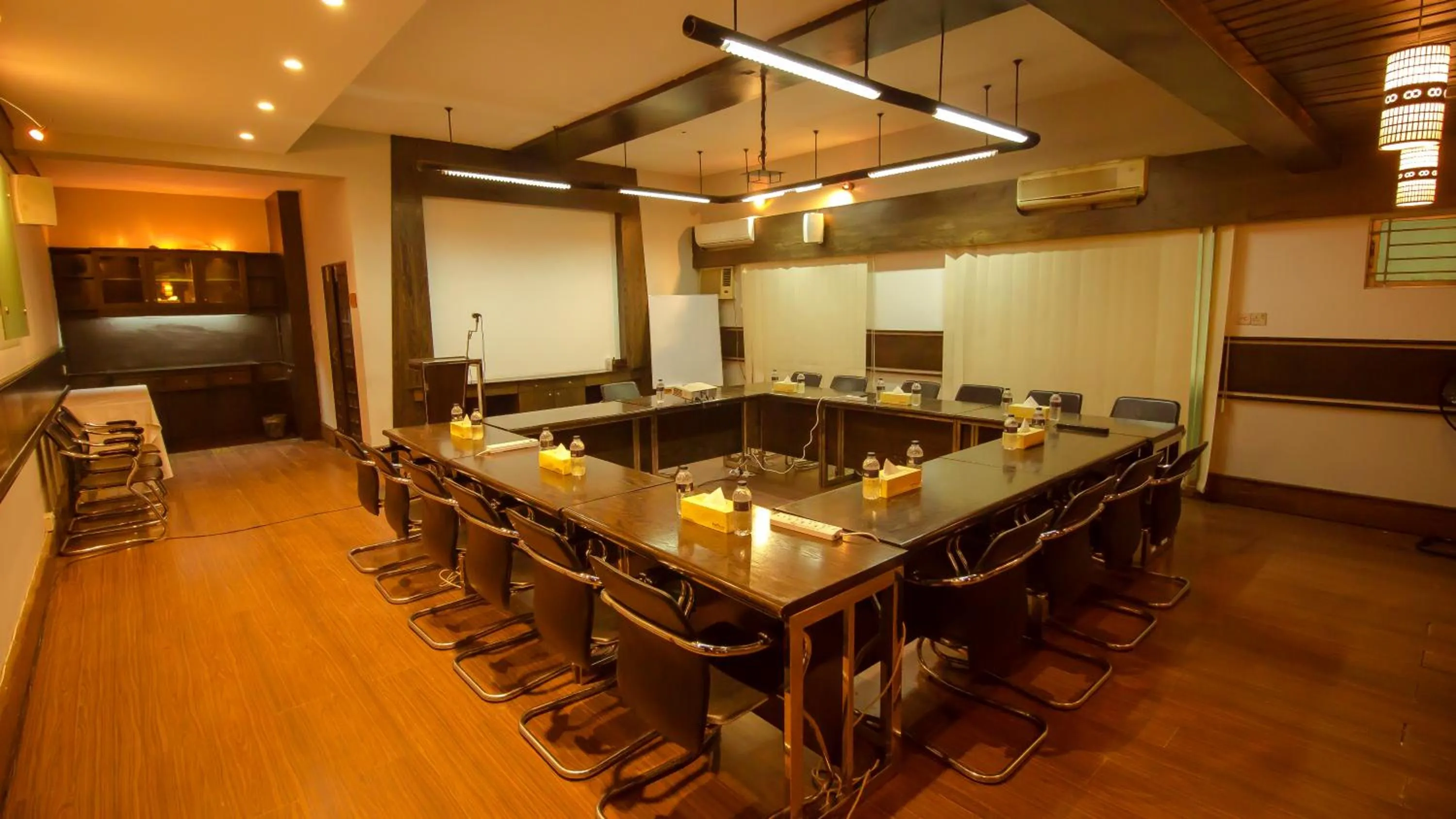 Business facilities in Rafflesia Serviced Apartments