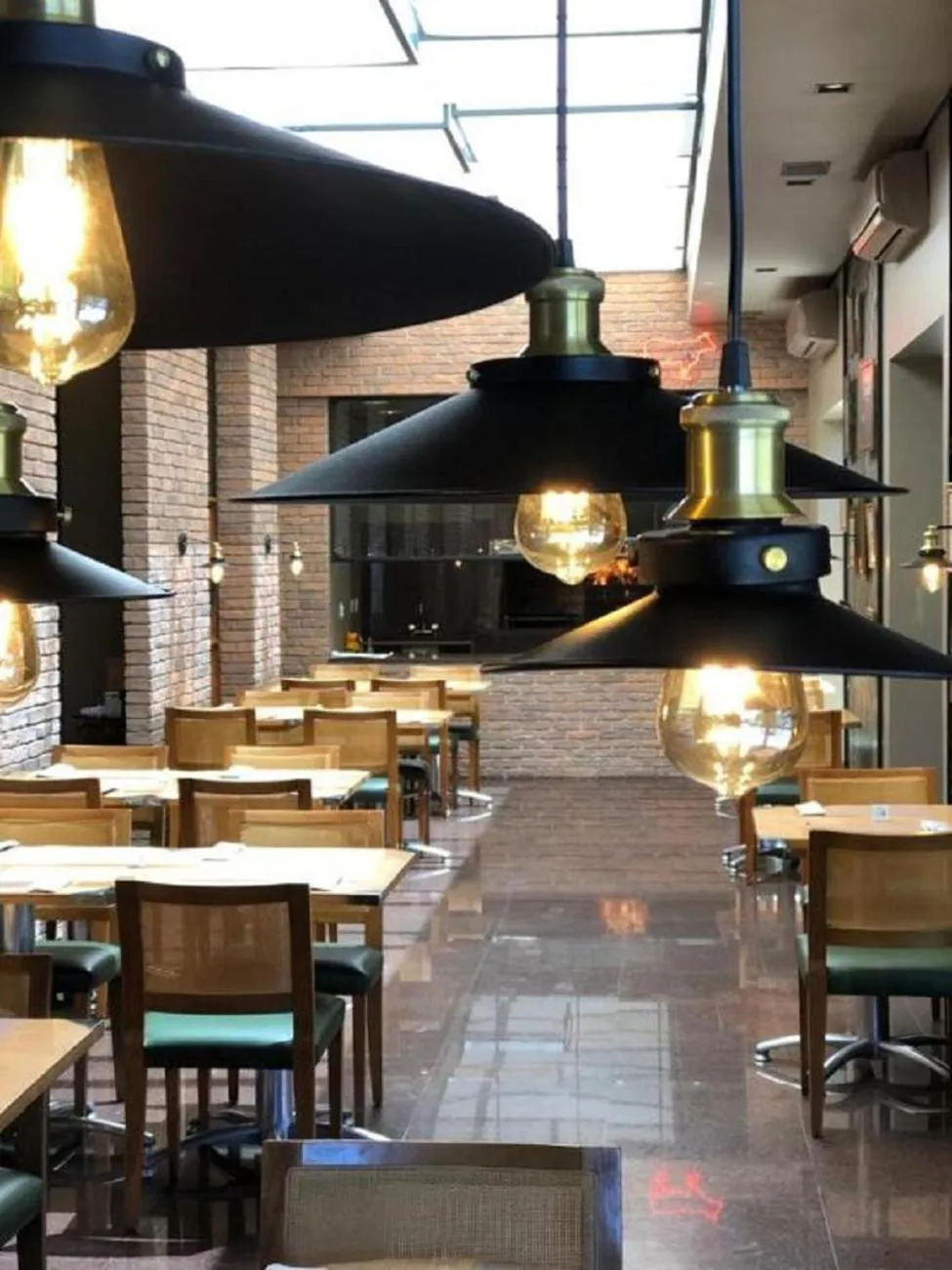 Restaurant/places to eat in Wish Serrano Resort