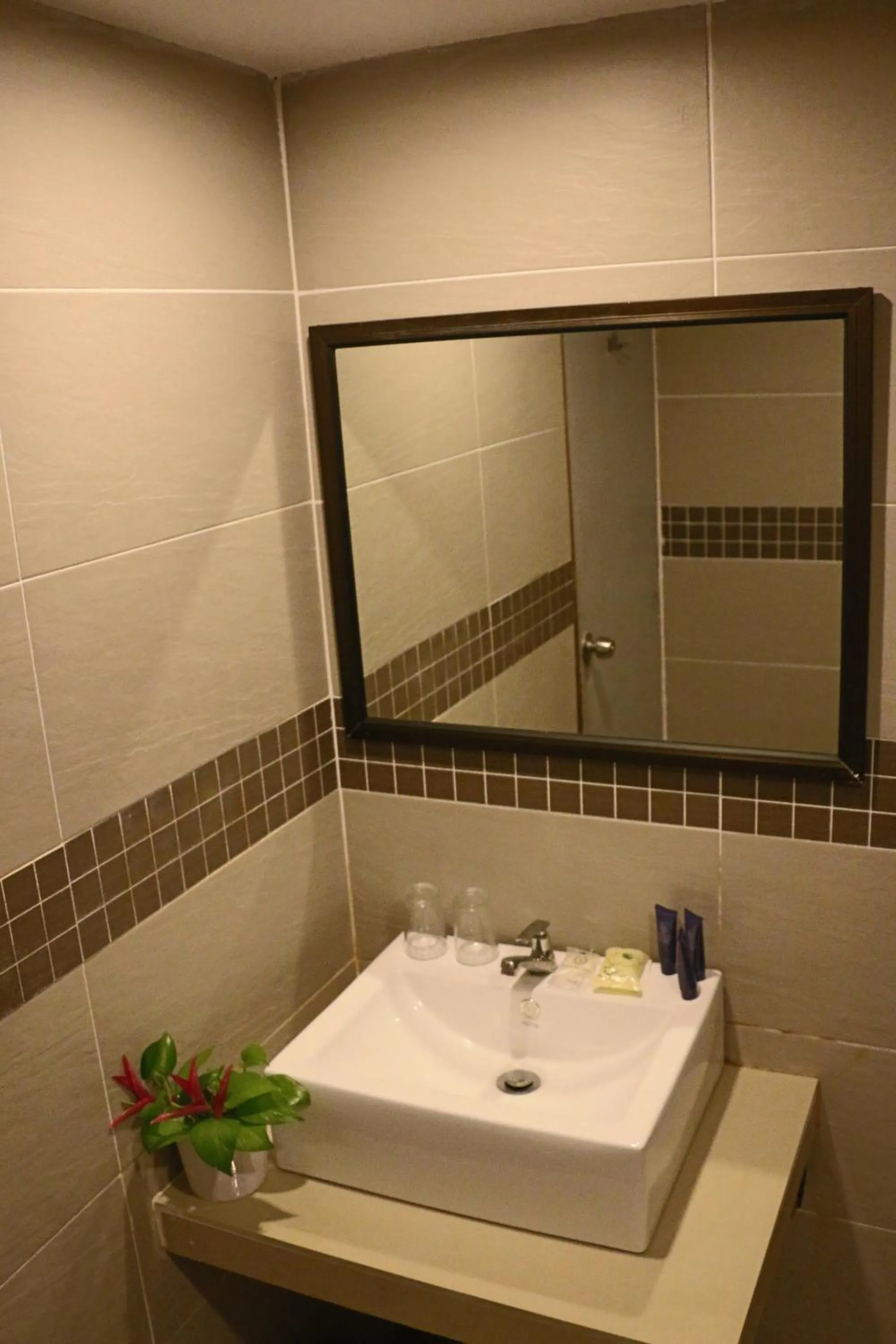 Bathroom in Eagle Bay Hotel