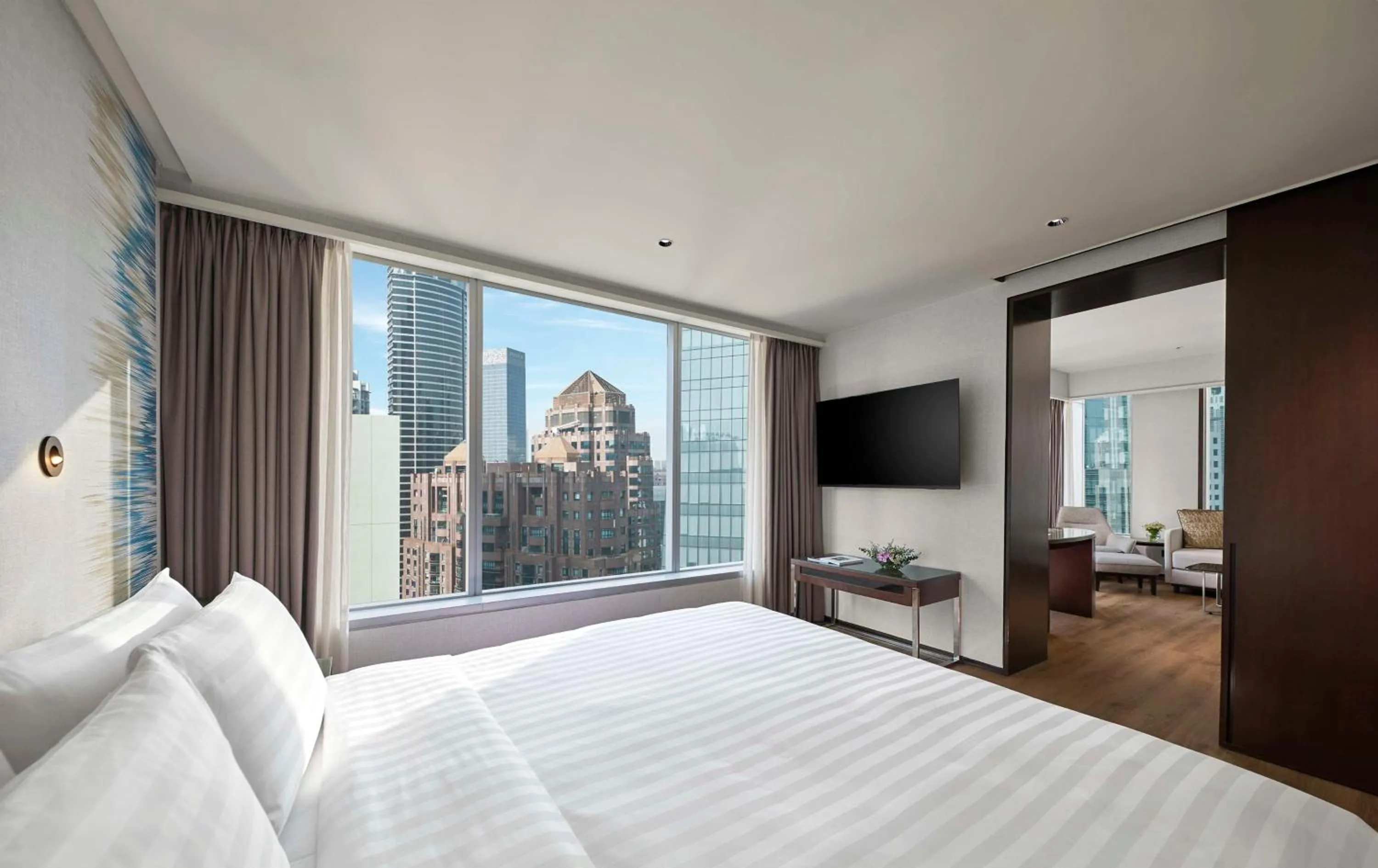 Photo of the whole room, Bed in Traders Hotel, Kuala Lumpur