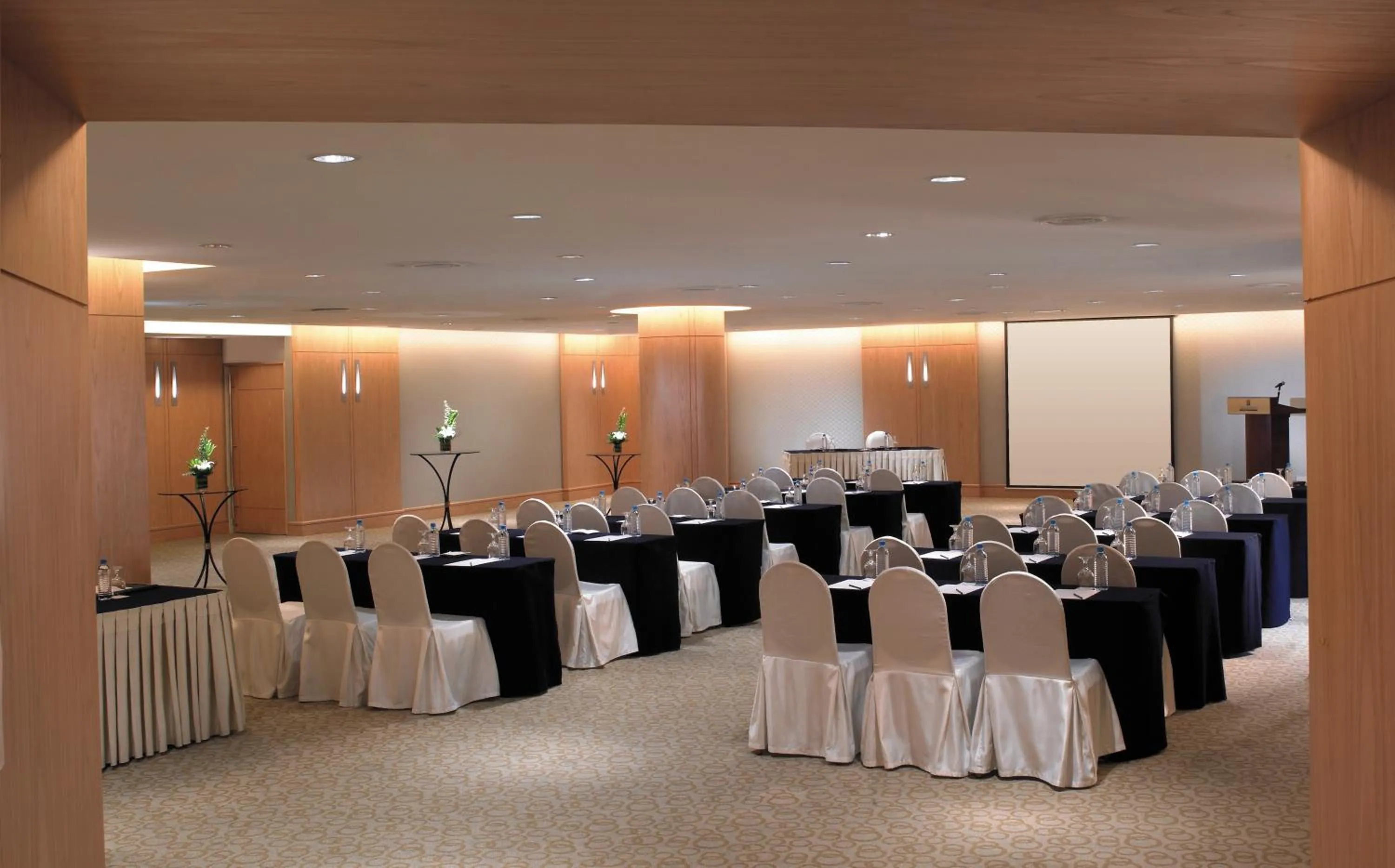 Business facilities in JEN Penang Georgetown by Shangri-La