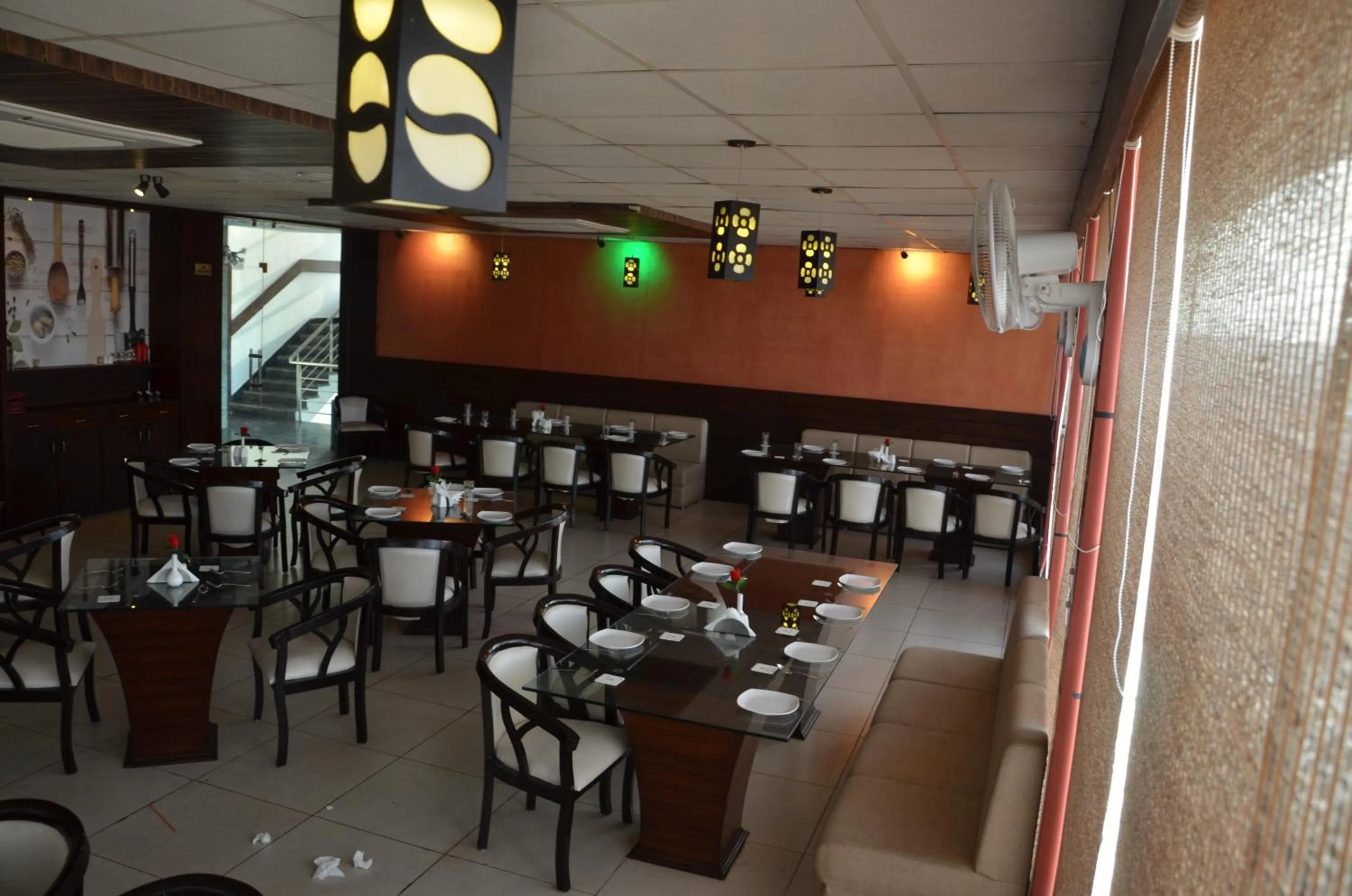 Restaurant/places to eat in Hotel Fortune Blue