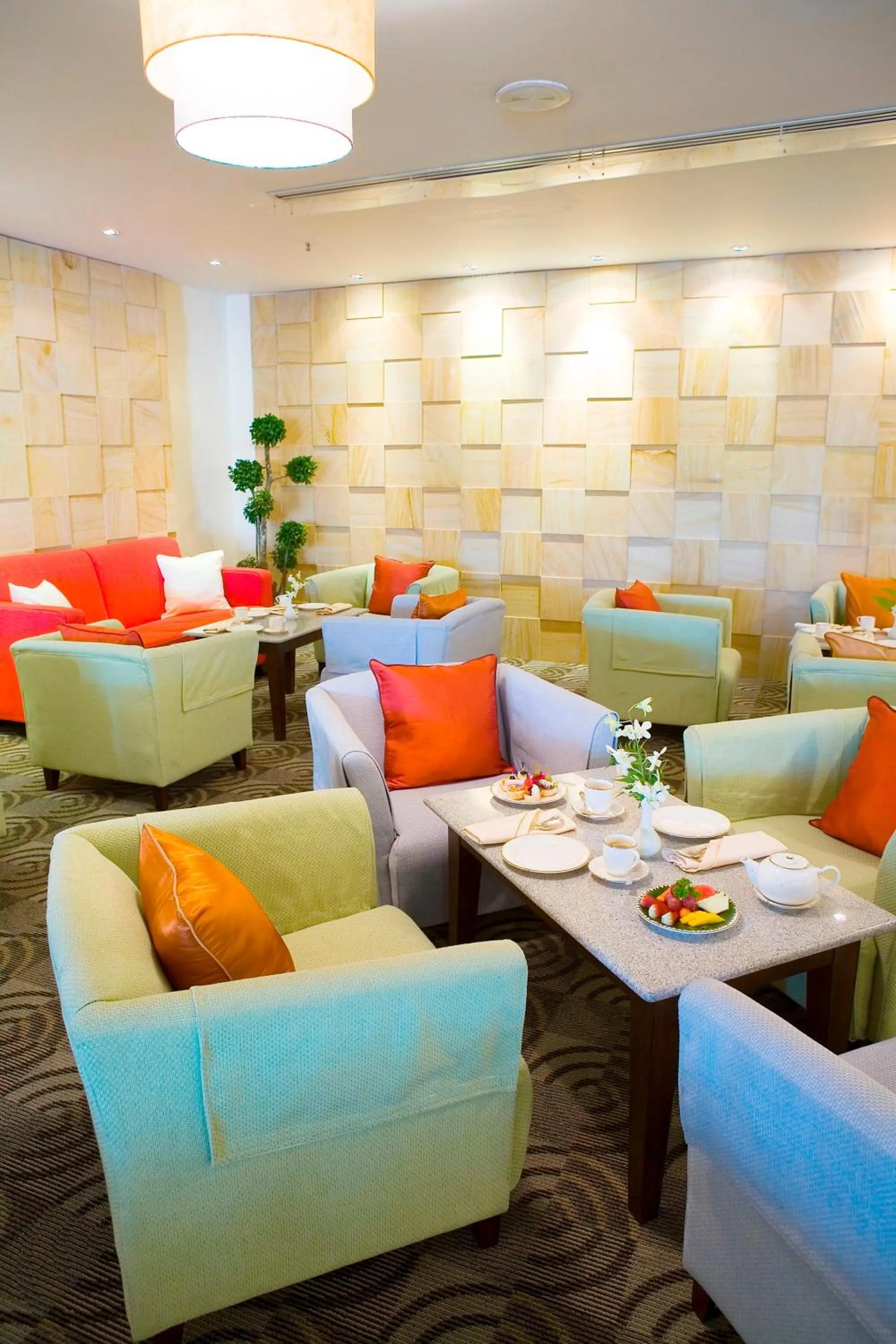 Restaurant/places to eat in Bayview Hotel Langkawi