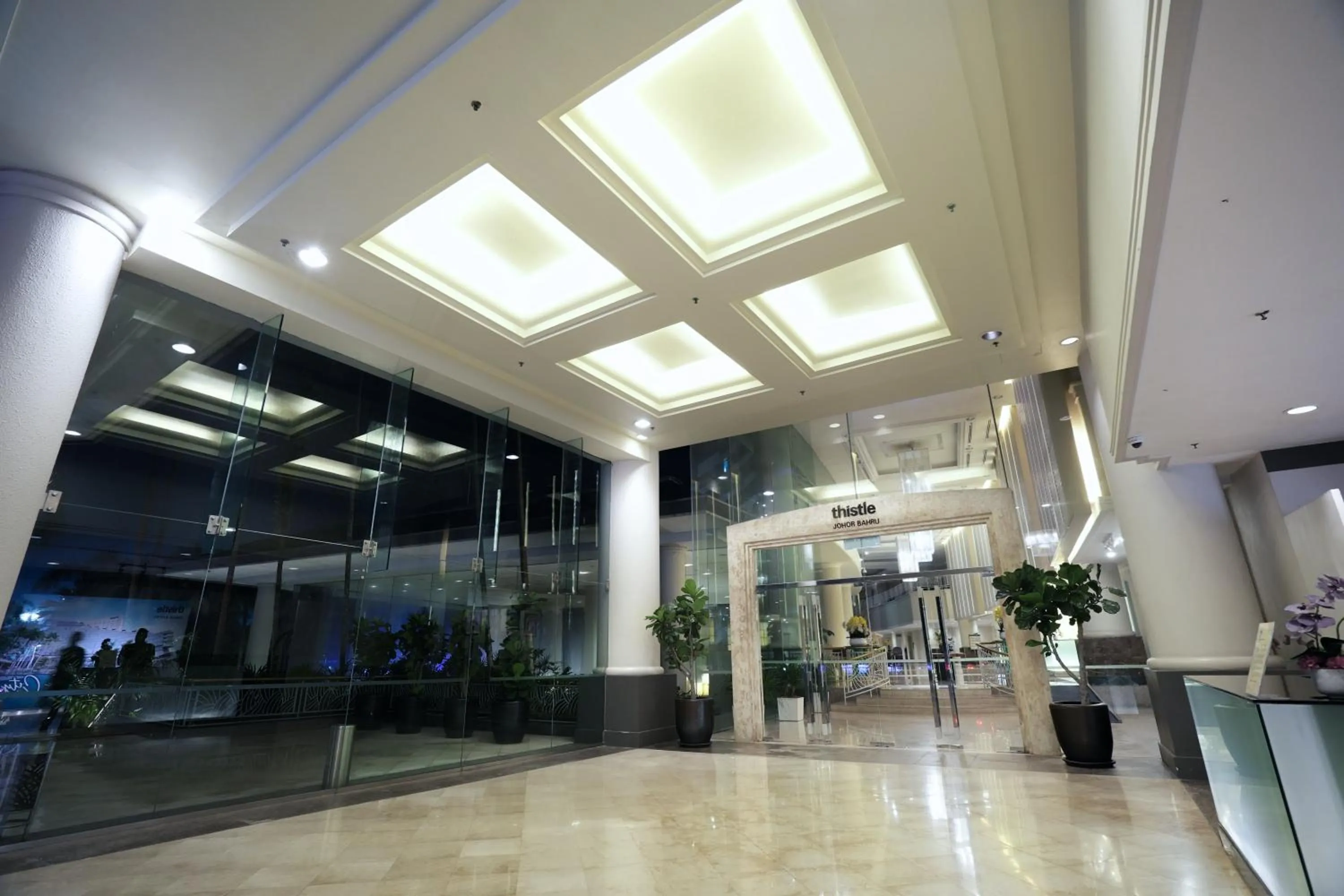 Lobby or reception in Thistle Johor Bahru