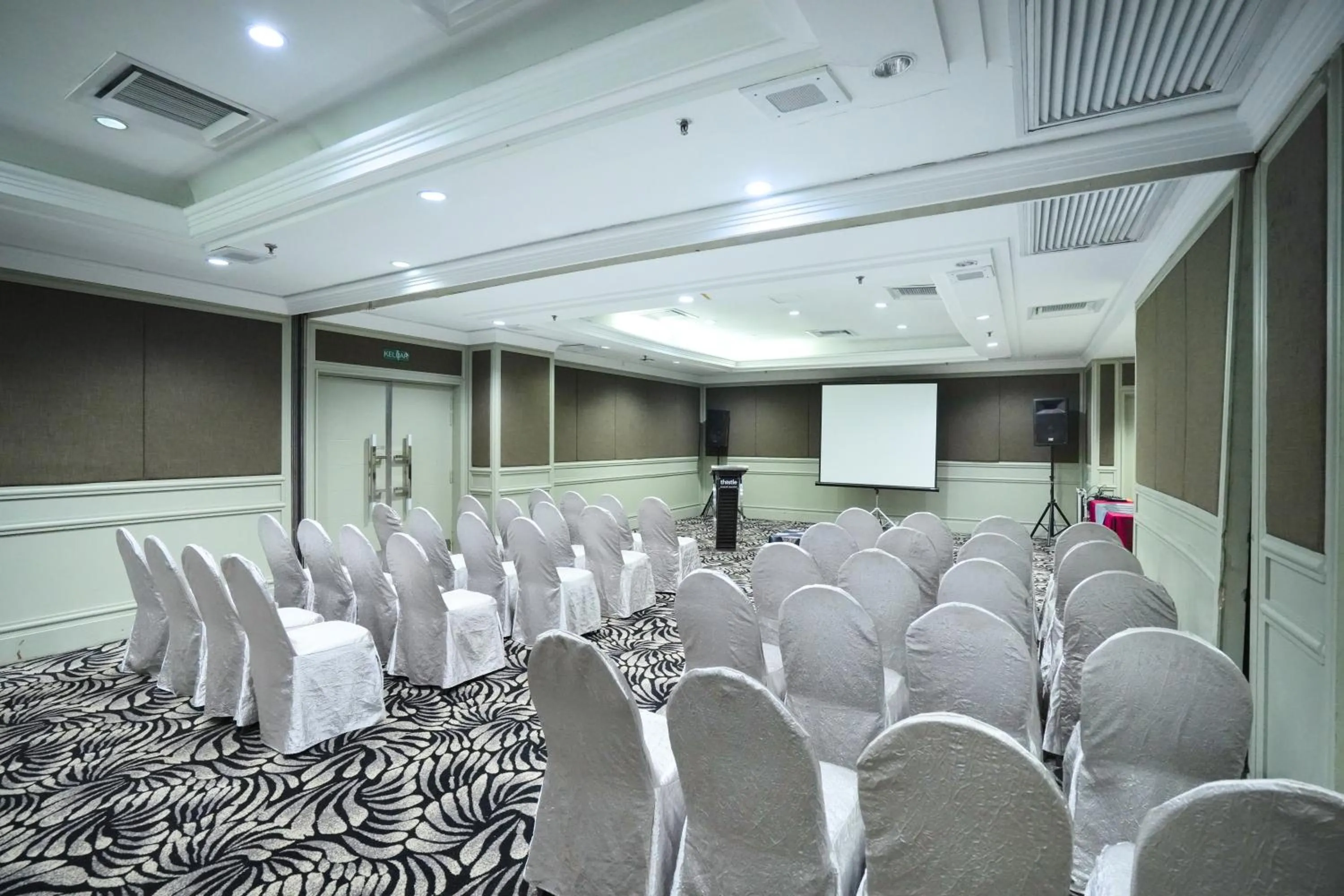 Meeting/conference room in Thistle Johor Bahru