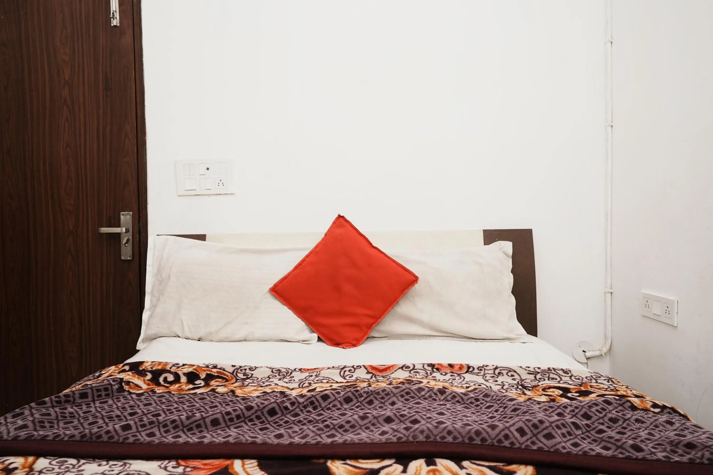 Bedroom, Bed in Hotel Sunrise Moon