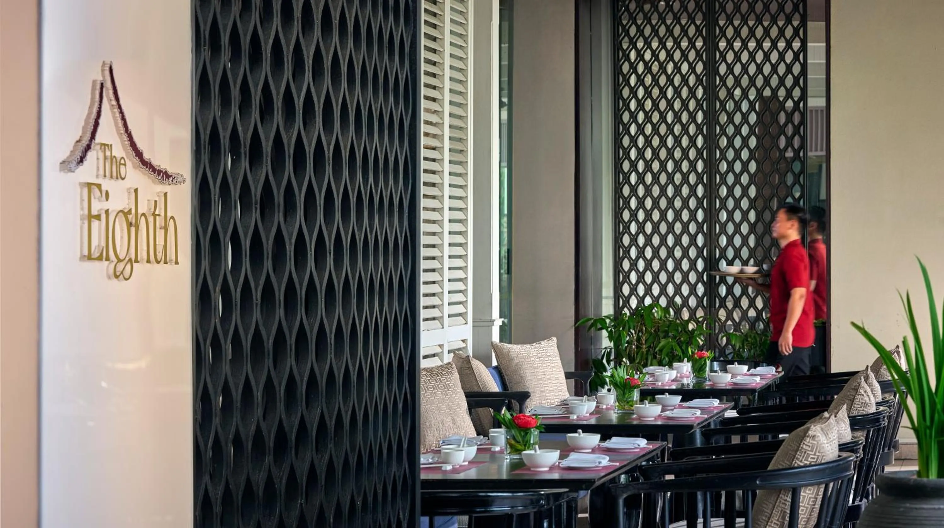 Restaurant/places to eat in Shangri-La Rasa Ria, Kota Kinabalu