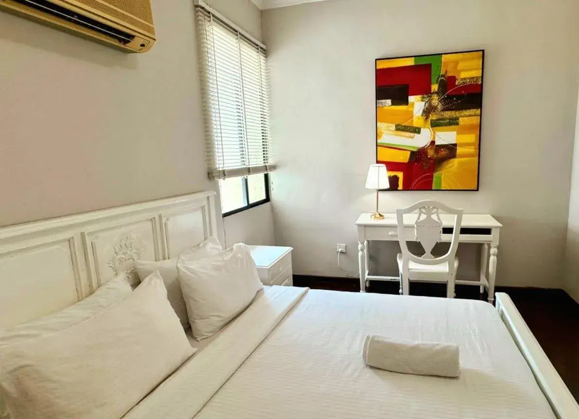 Two Bedroom Deluxe Suite in Century Bay Private Residences Two Bedroom Deluxe Suite in Century Bay Private Residences