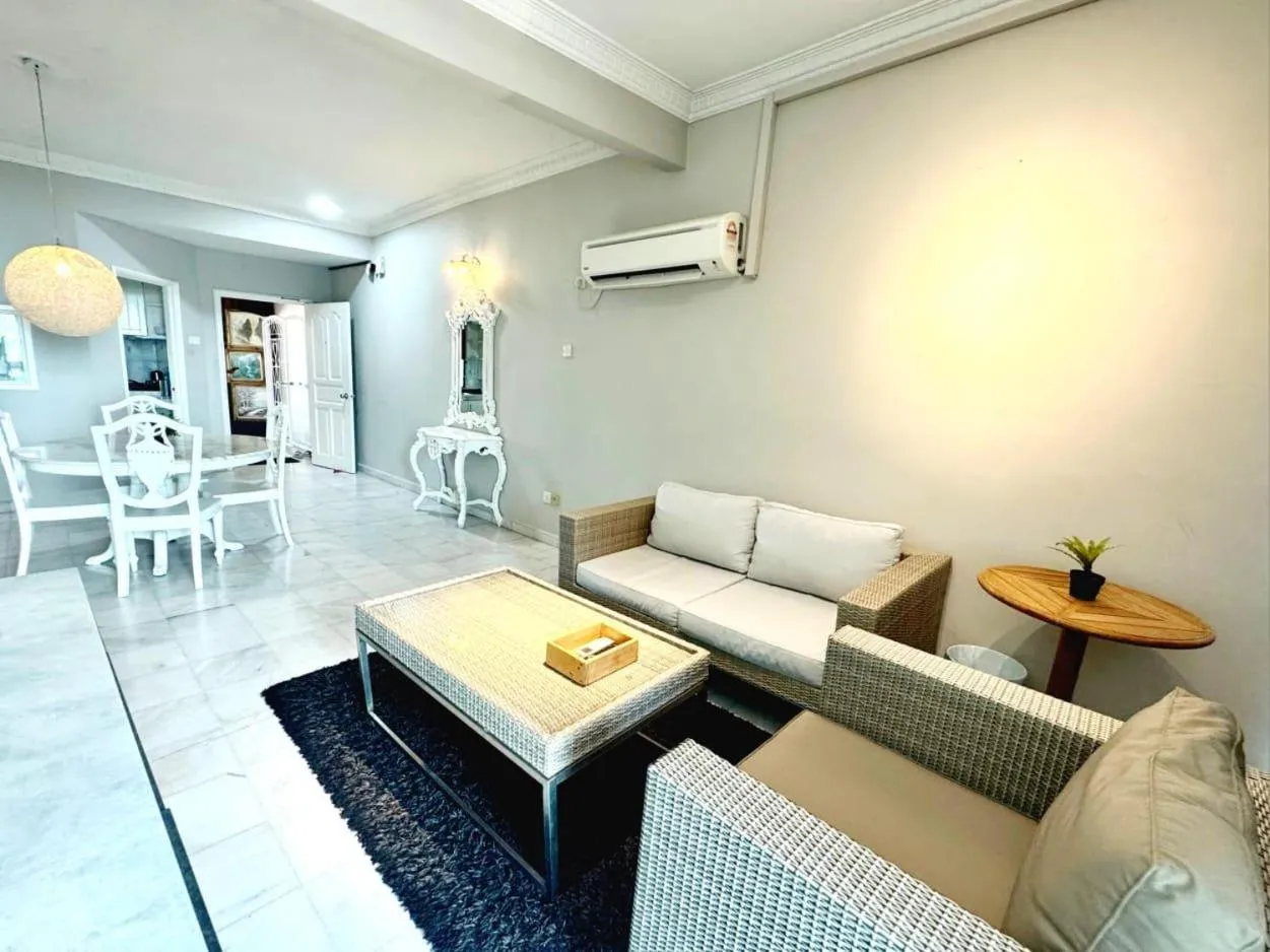 Living room in Century Bay Private Residences