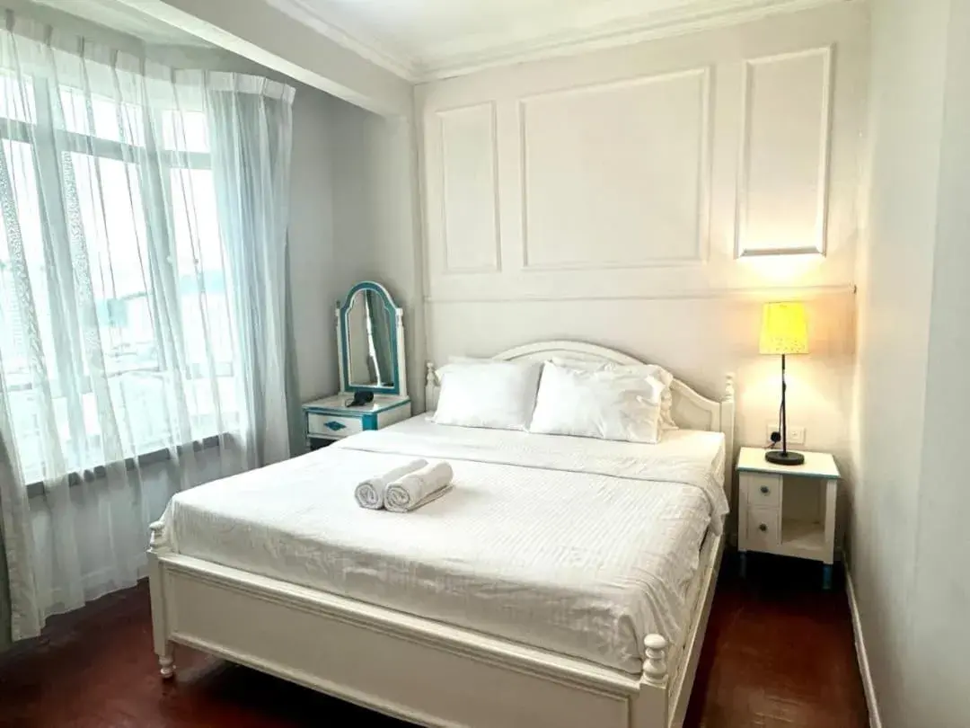 Three Bedroom Deluxe Suite in Century Bay Private Residences Three Bedroom Deluxe Suite in Century Bay Private Residences