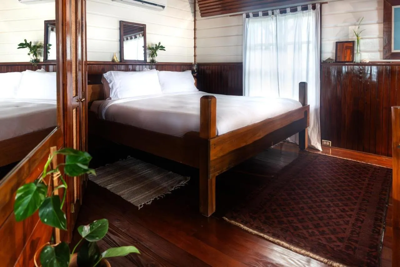 Bed in Casa Acuario Boutique Hotel