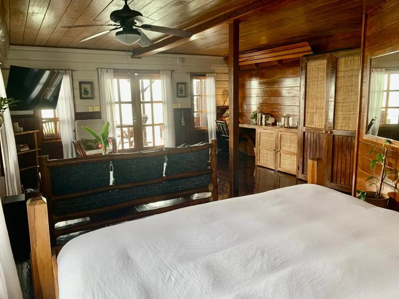 Bed in Casa Acuario Boutique Hotel