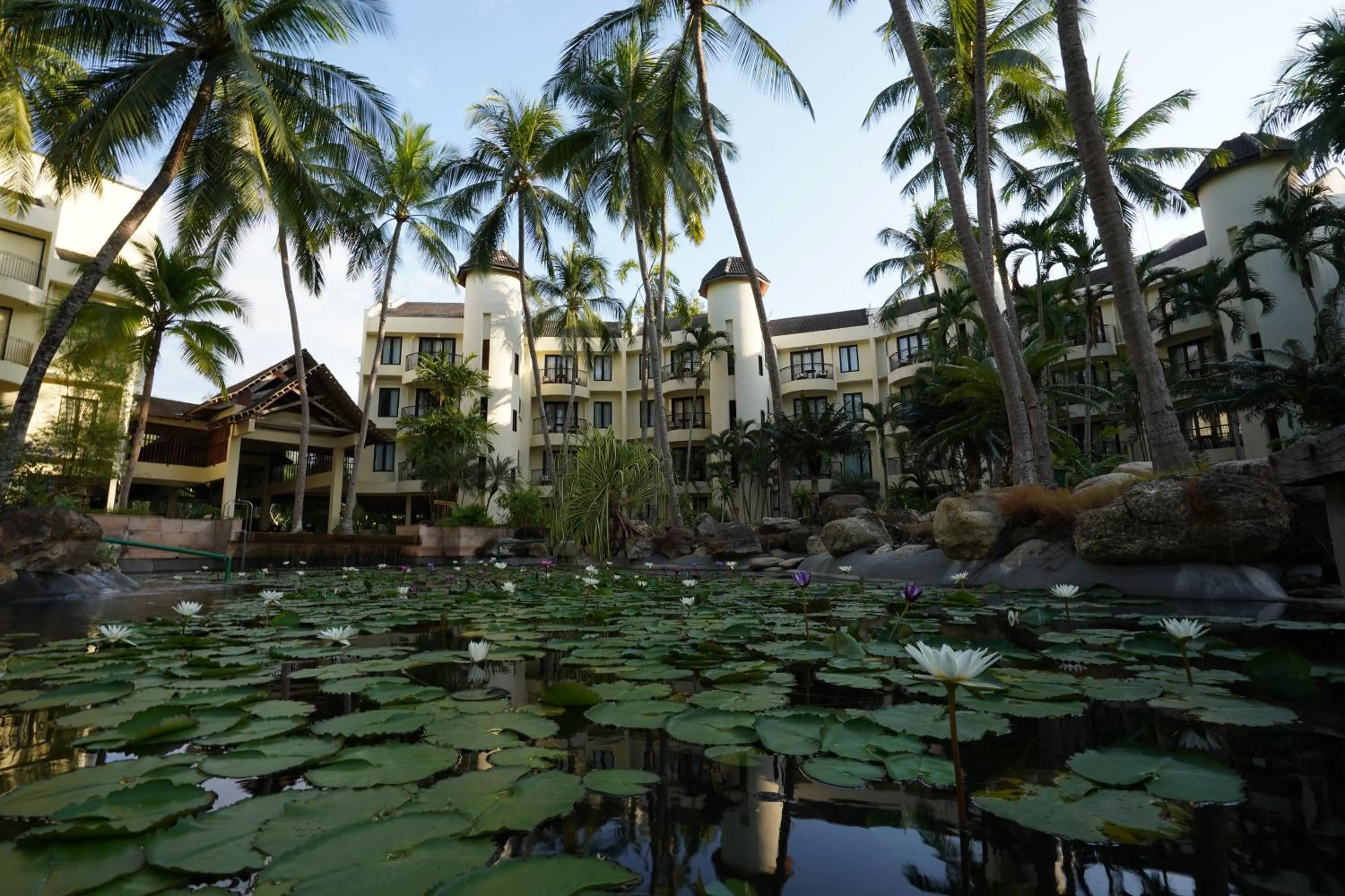 Inner courtyard view in Tanjung Rhu Resort