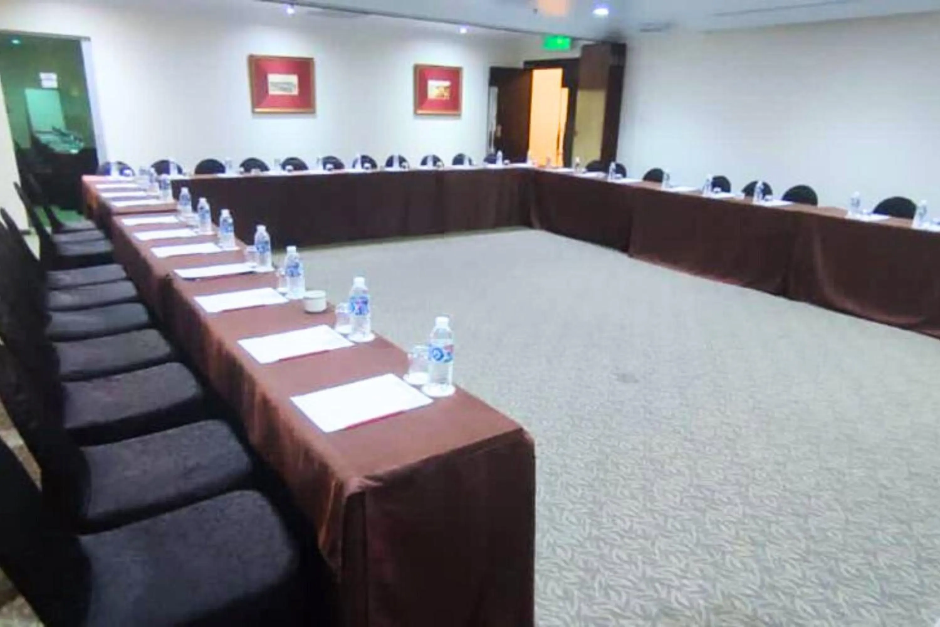 Meeting/conference room in Hotel Shangri-la Kota Kinabalu