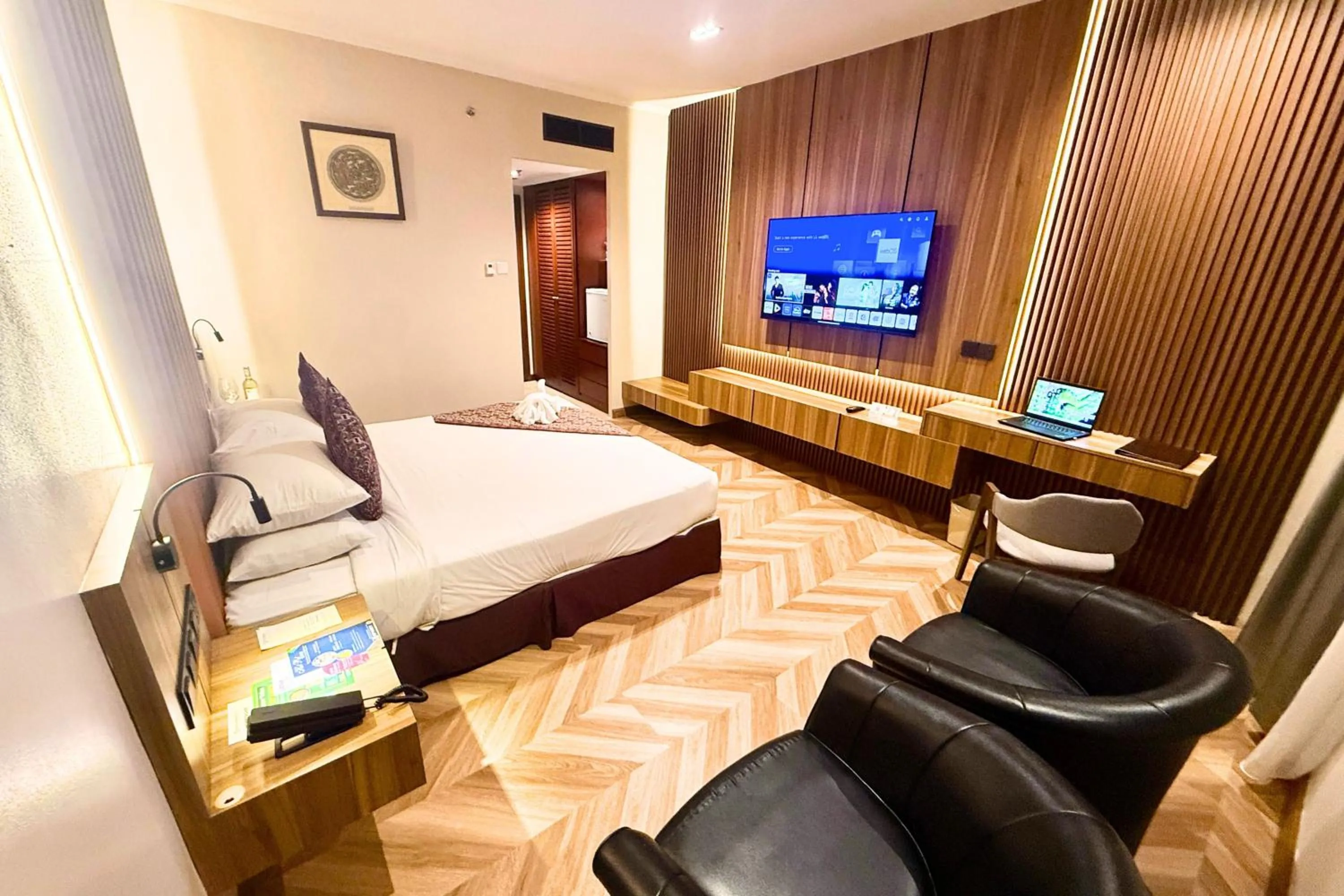 Bed in Hotel Shangri-la Kota Kinabalu