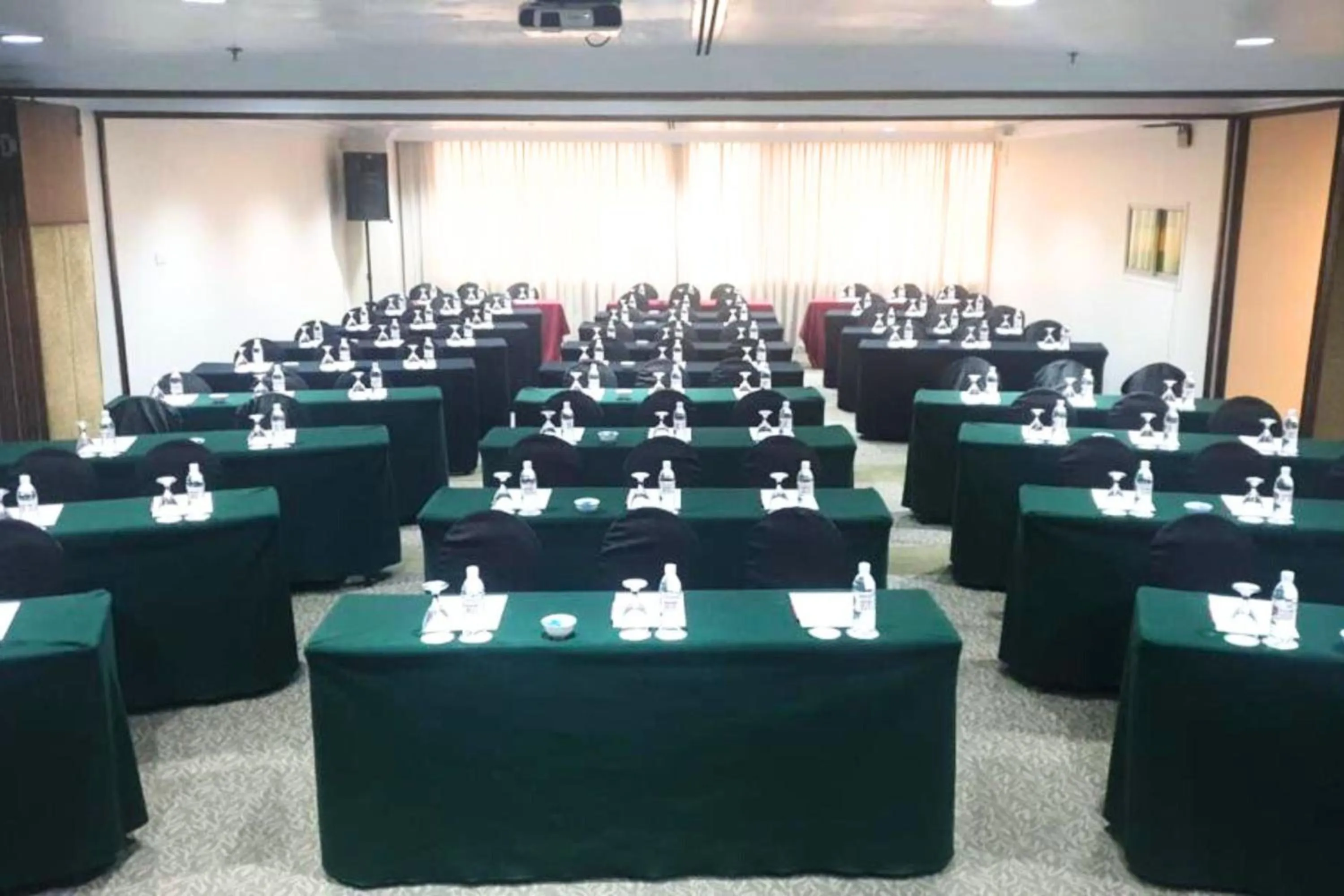 Meeting/conference room in Hotel Shangri-la Kota Kinabalu