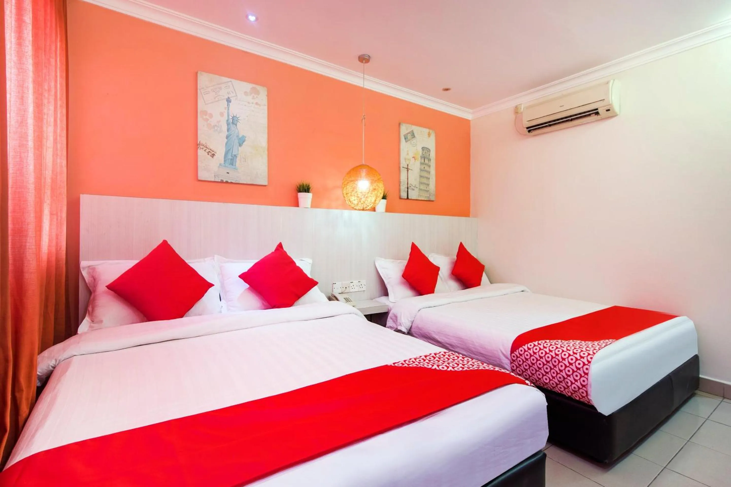 Bedroom, Bed in OYO 761 City Hotel