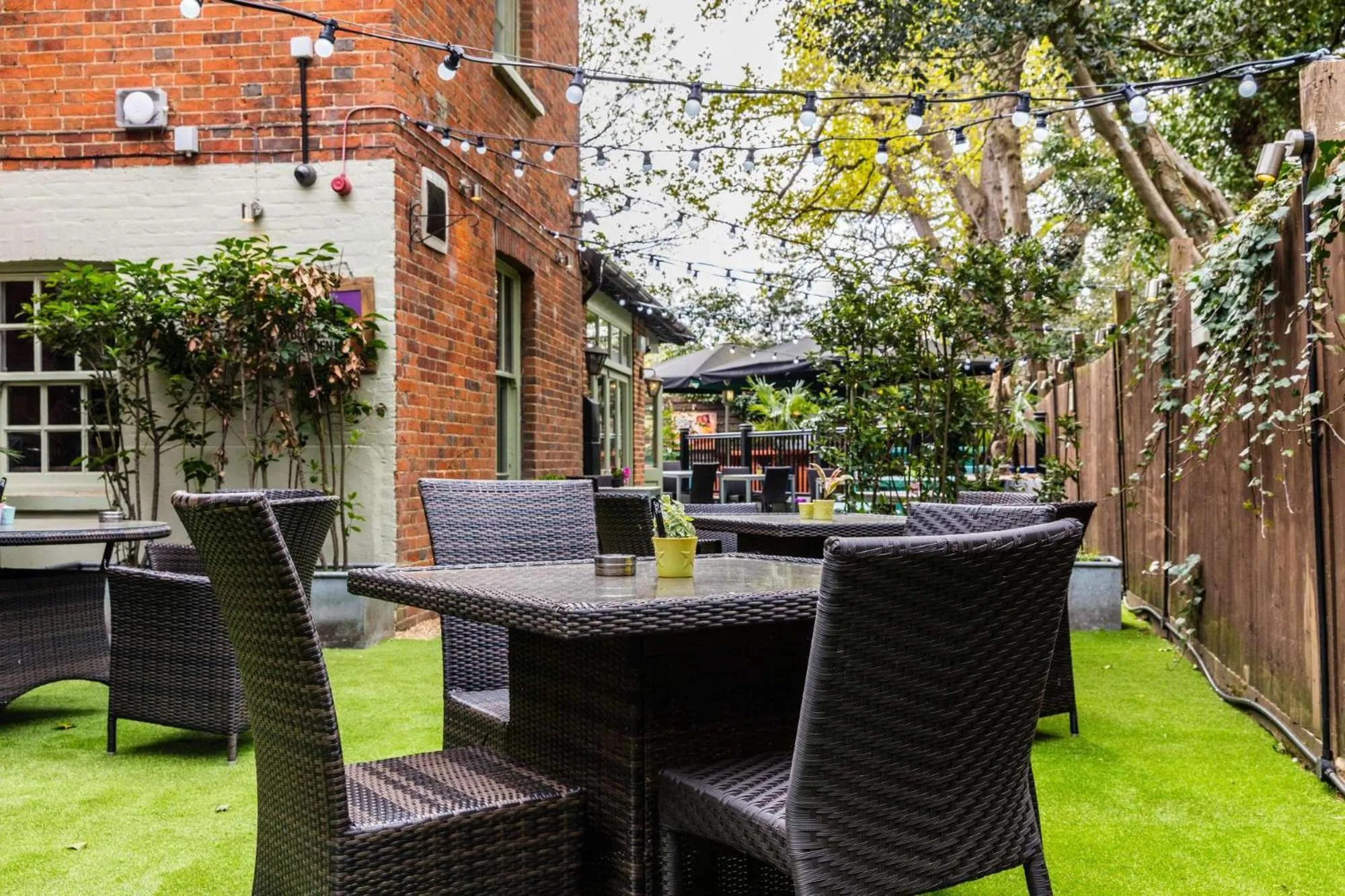 Property building in Hand and Spear