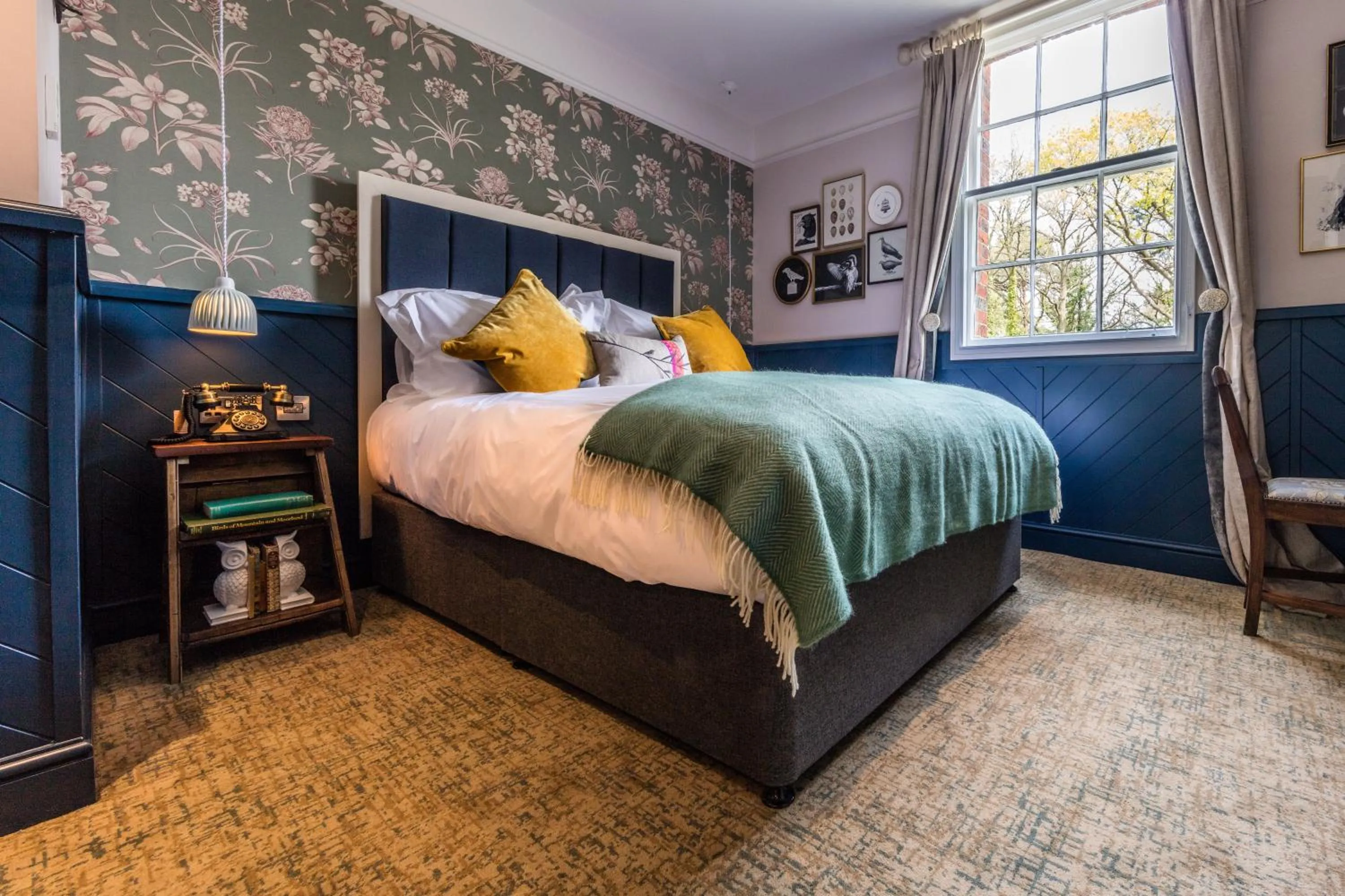 Day, Bed in Hand and Spear