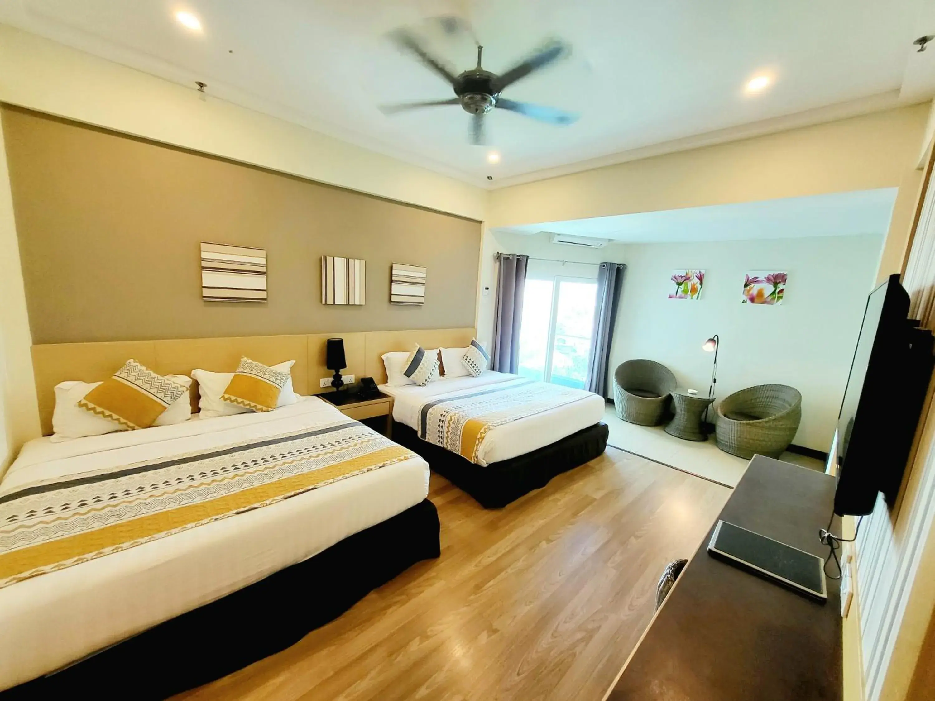 Family Room with Balcony in Langkawi Seaview Hotel Family Room with Balcony in Langkawi Seaview Hotel