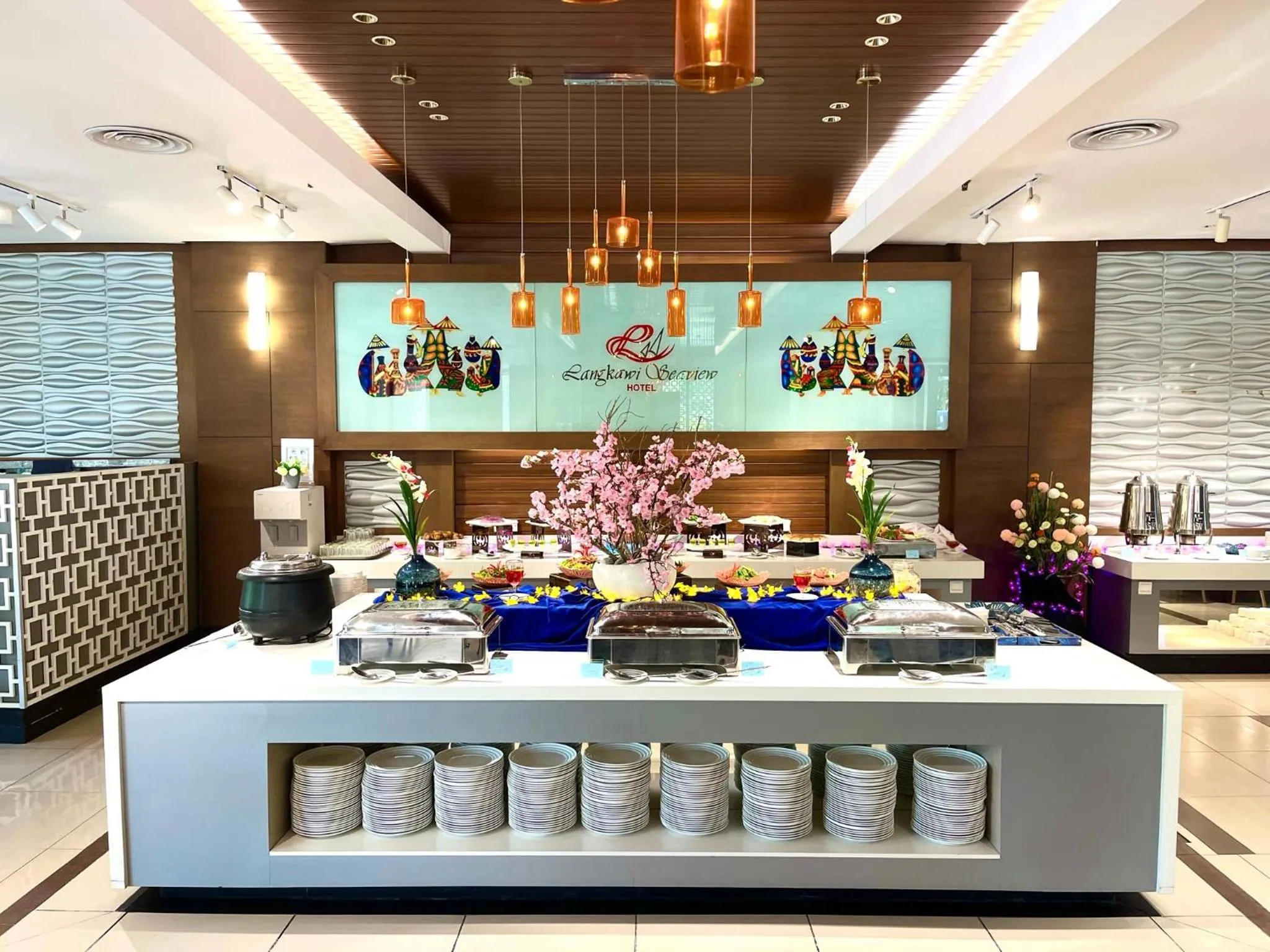 Food and drinks in Langkawi Seaview Hotel