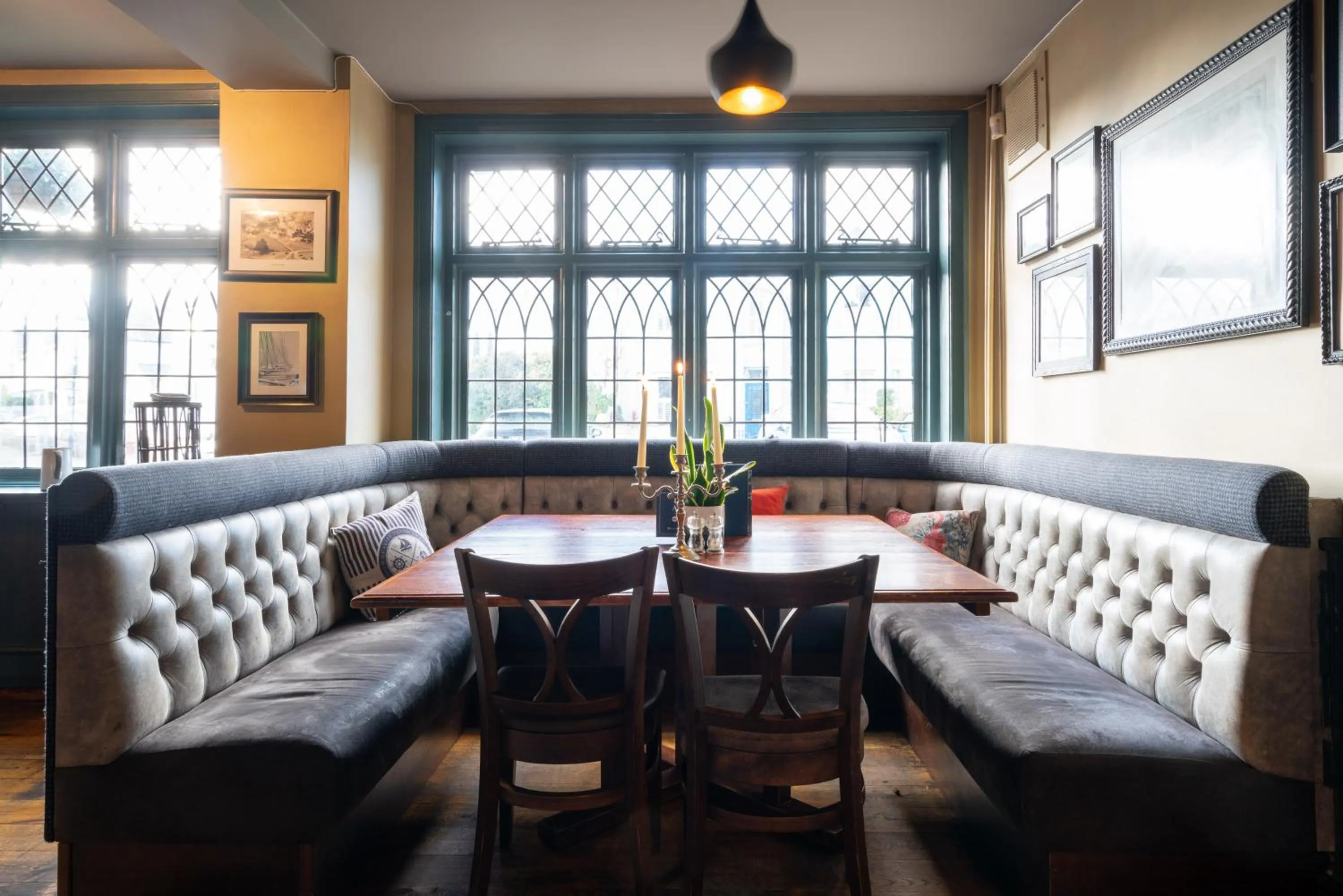 Seating area in The Mayflower