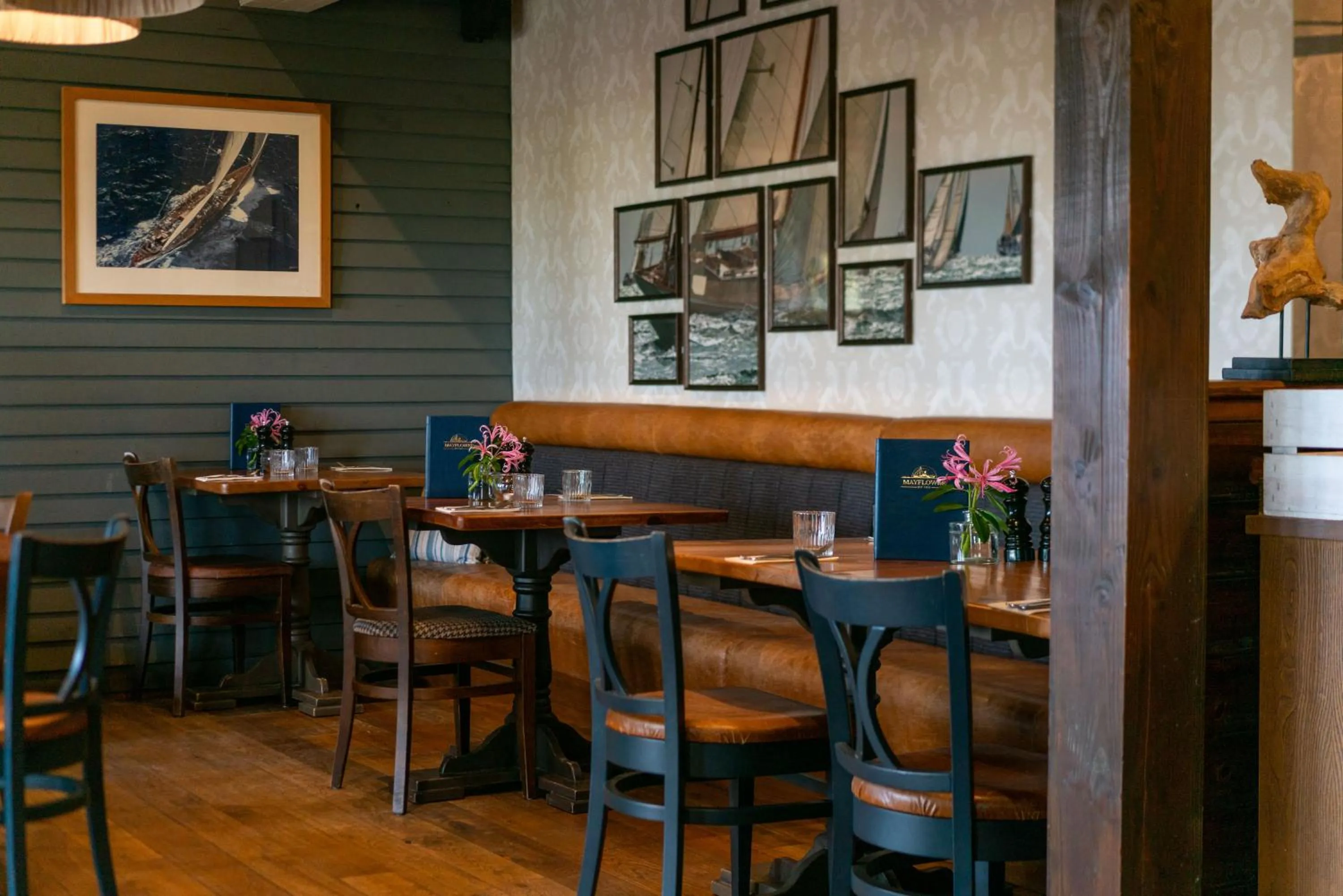 Restaurant/places to eat in The Mayflower