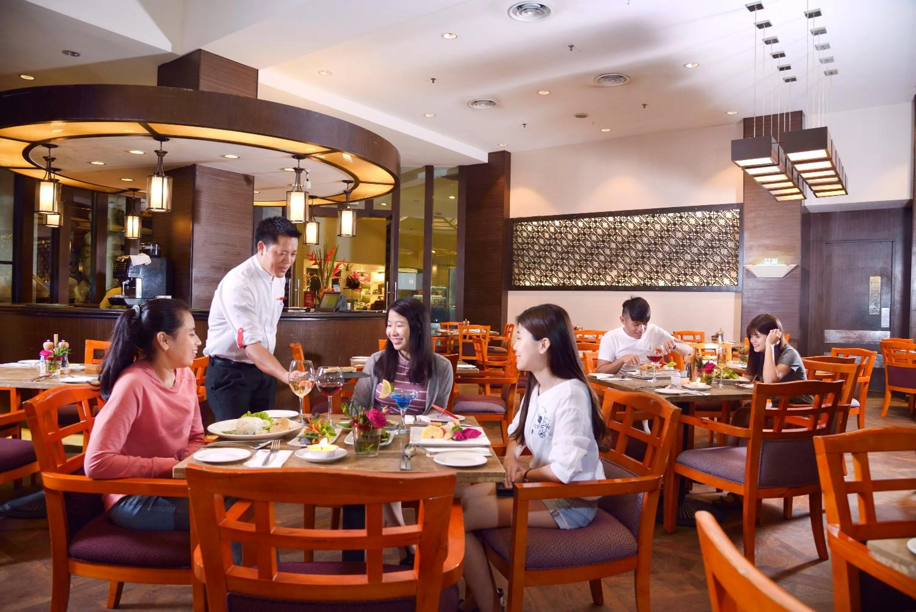 Restaurant/places to eat in Grand Lexis Port Dickson
