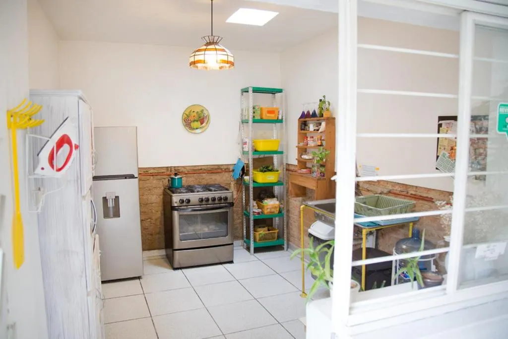 Communal kitchen in Casa Canario Hostel