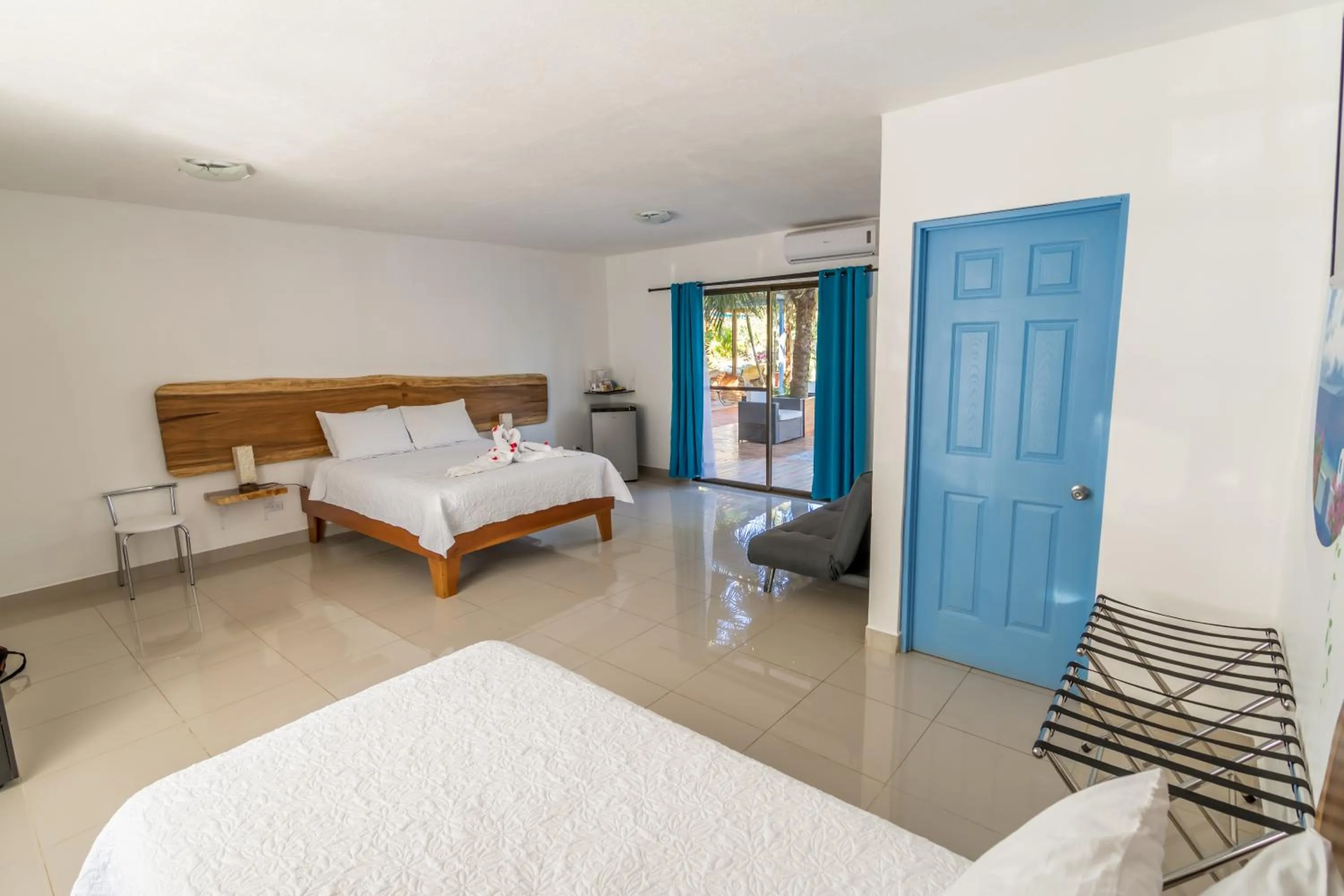 Bed in CLUB IBIZA - Party Hotel & Beach Club